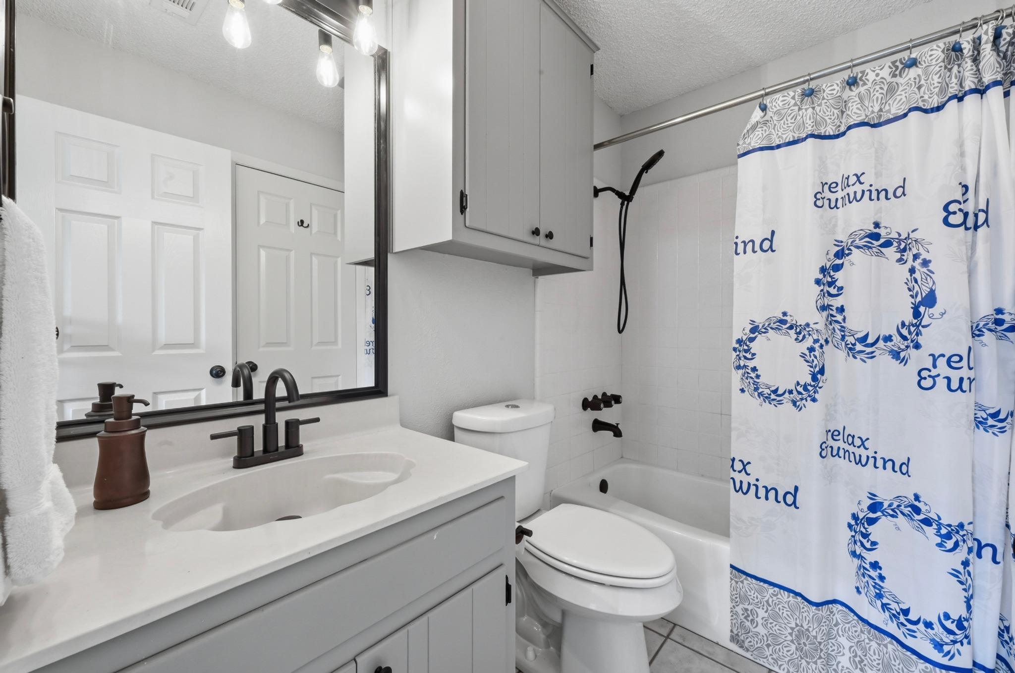 275 Mooring Cir # A, Lakeway, TX 78734