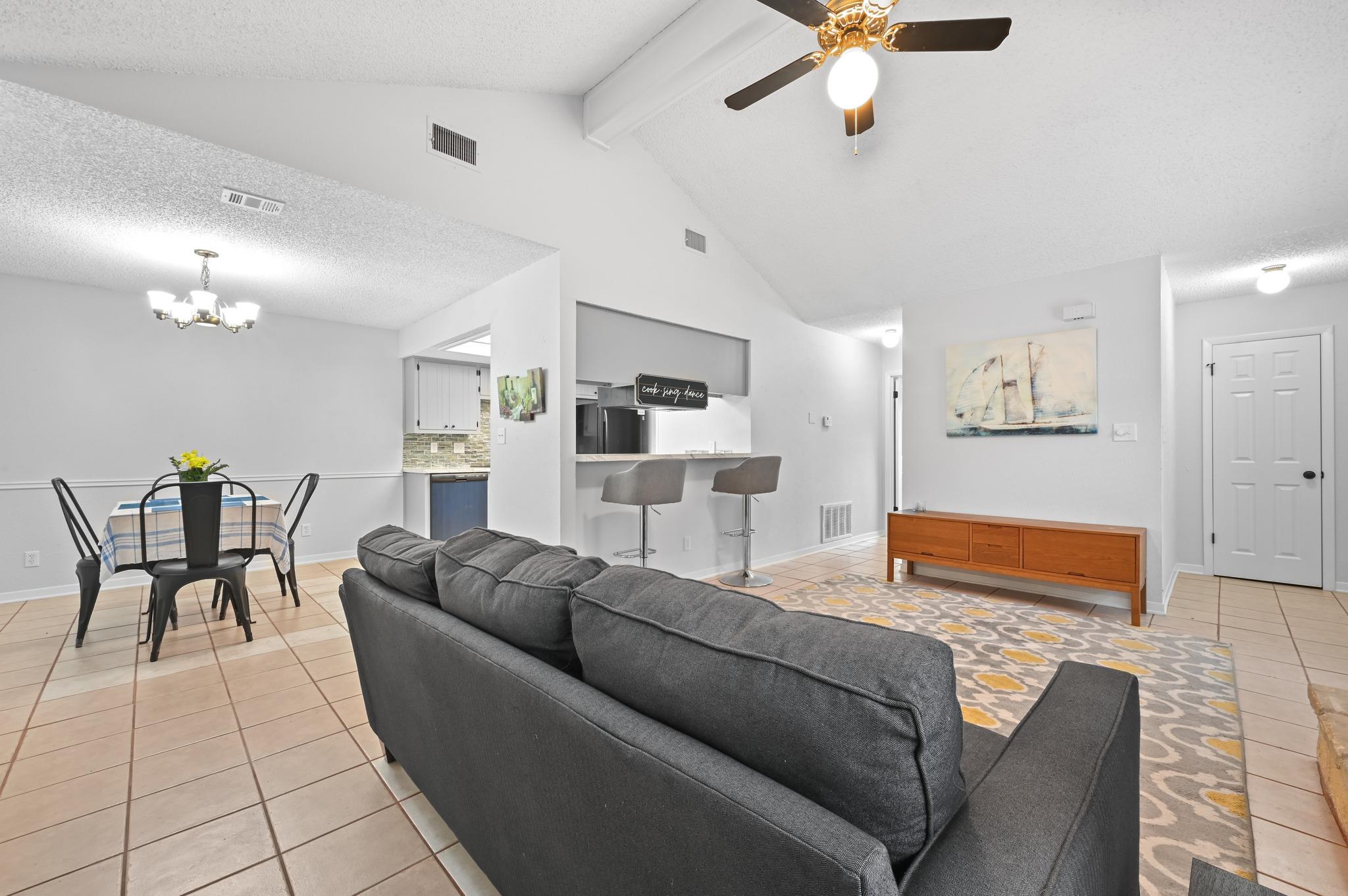 275 Mooring Cir # A, Lakeway, TX 78734