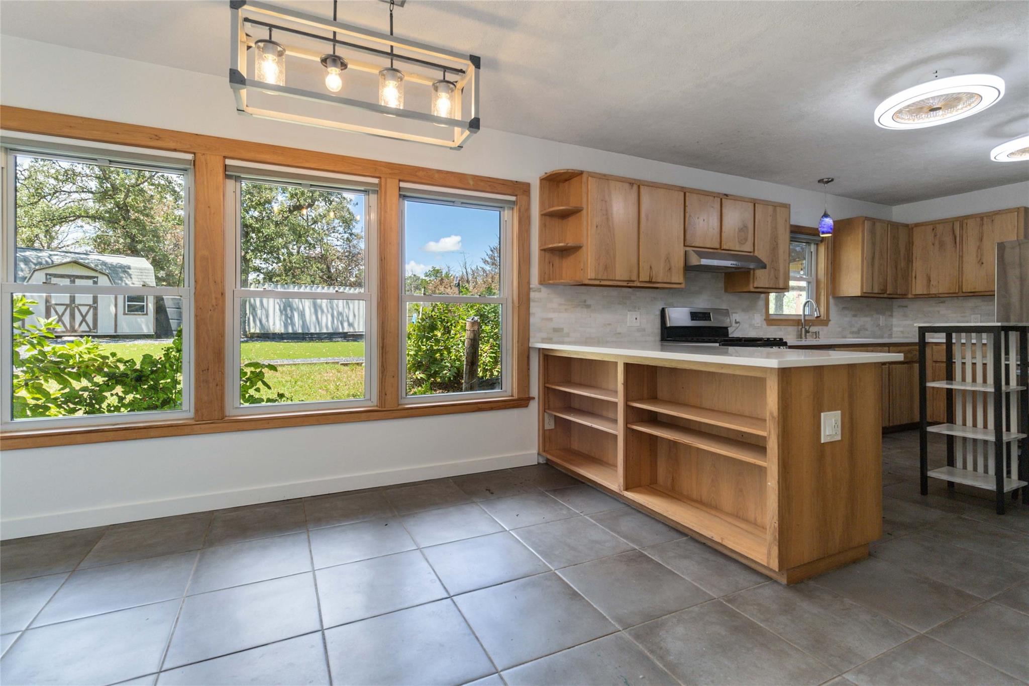 180 Ironstone Rd, Smithville, TX 78957