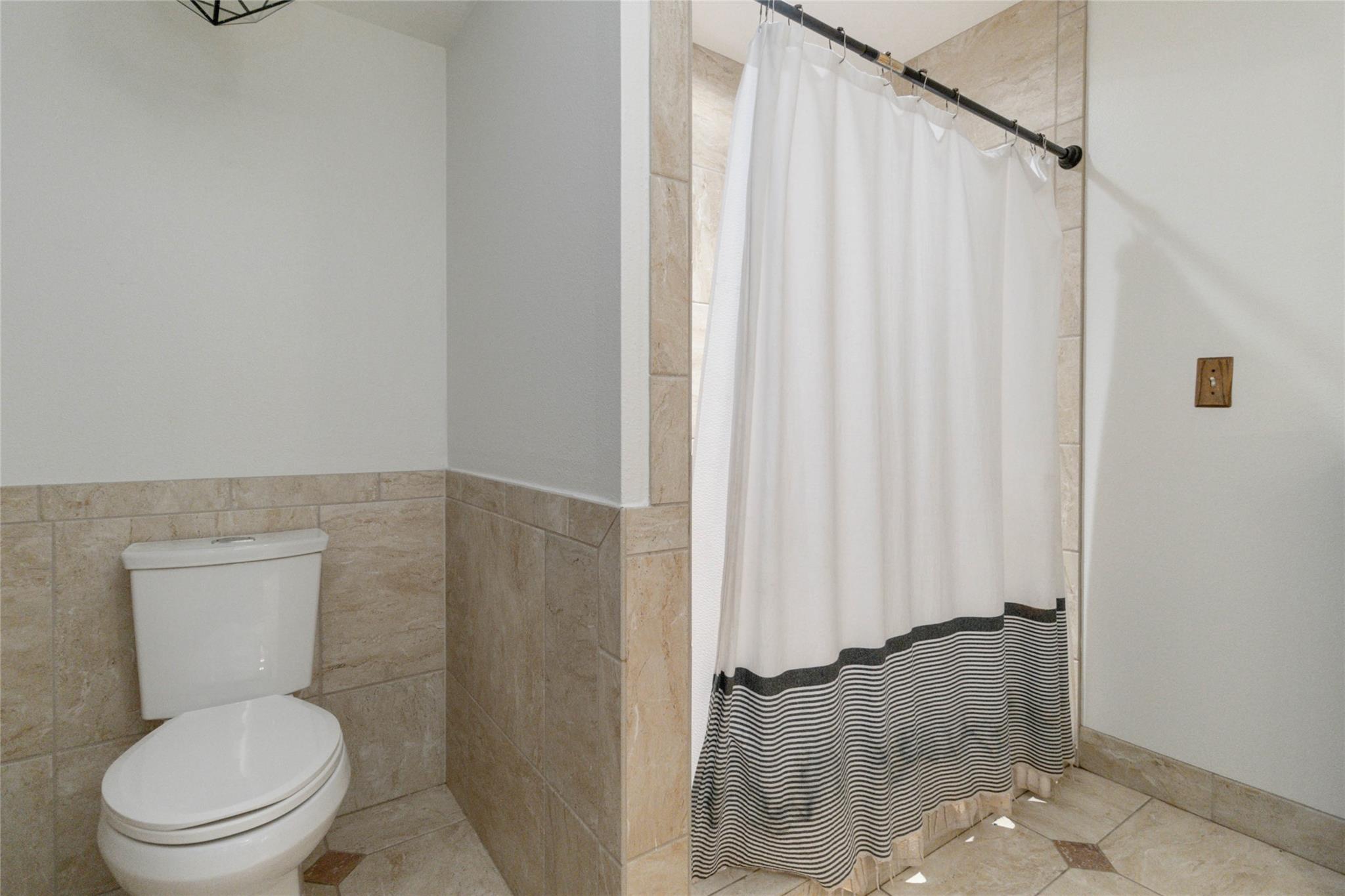 180 Ironstone Rd, Smithville, TX 78957