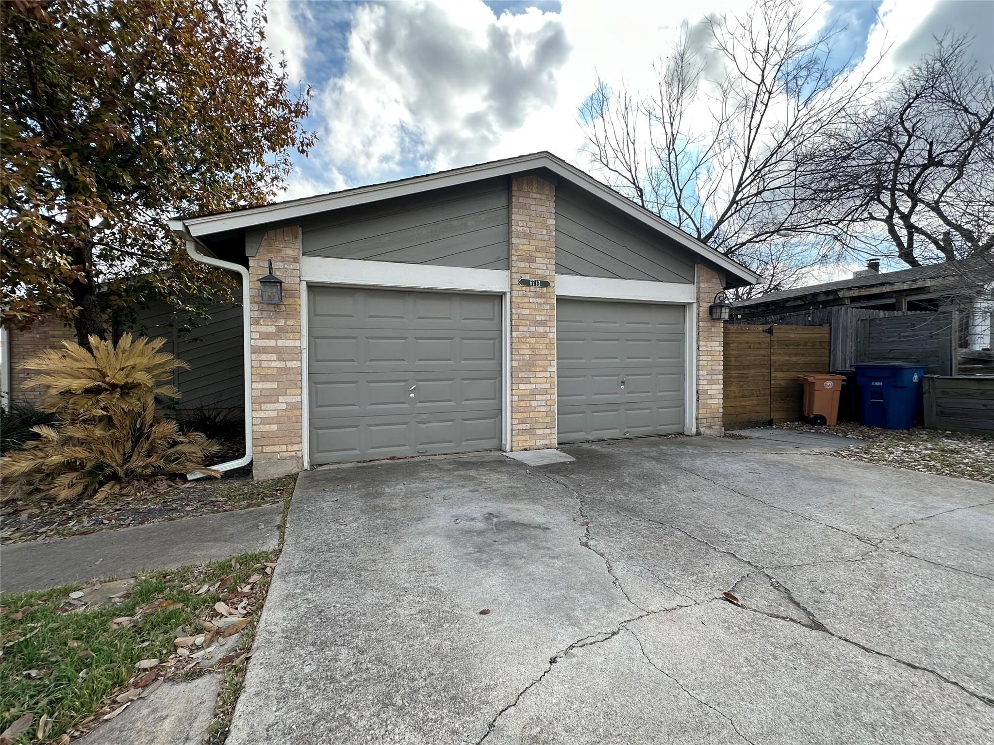 6713 West Gate Blvd # A, Austin, TX 78745