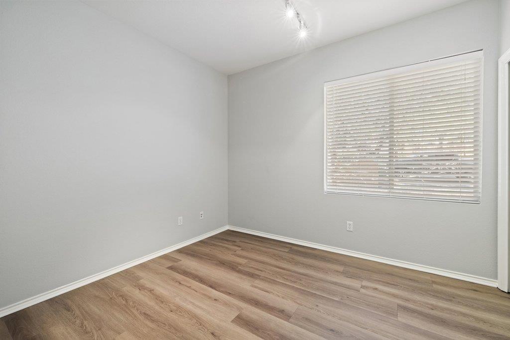 7501 Shadowridge Run # 119, Austin, TX 78749