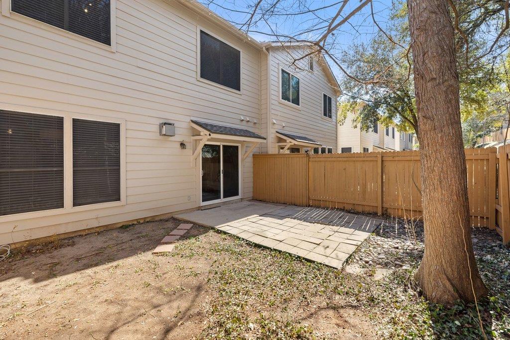 7501 Shadowridge Run # 119, Austin, TX 78749