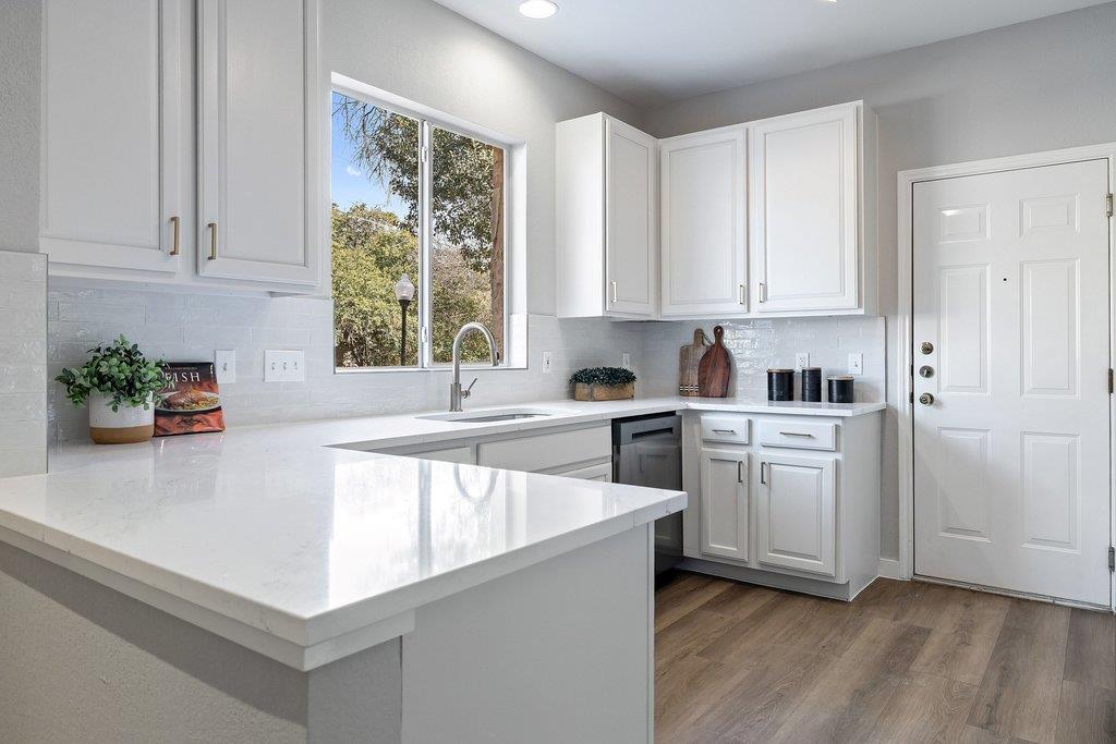 7501 Shadowridge Run # 119, Austin, TX 78749