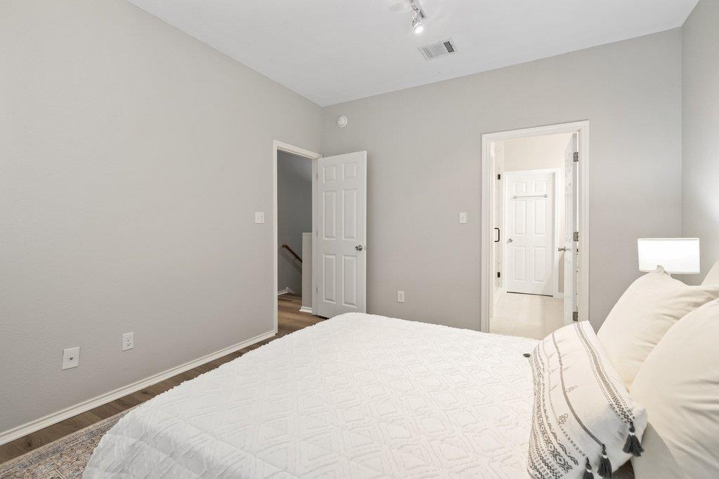 7501 Shadowridge Run # 119, Austin, TX 78749