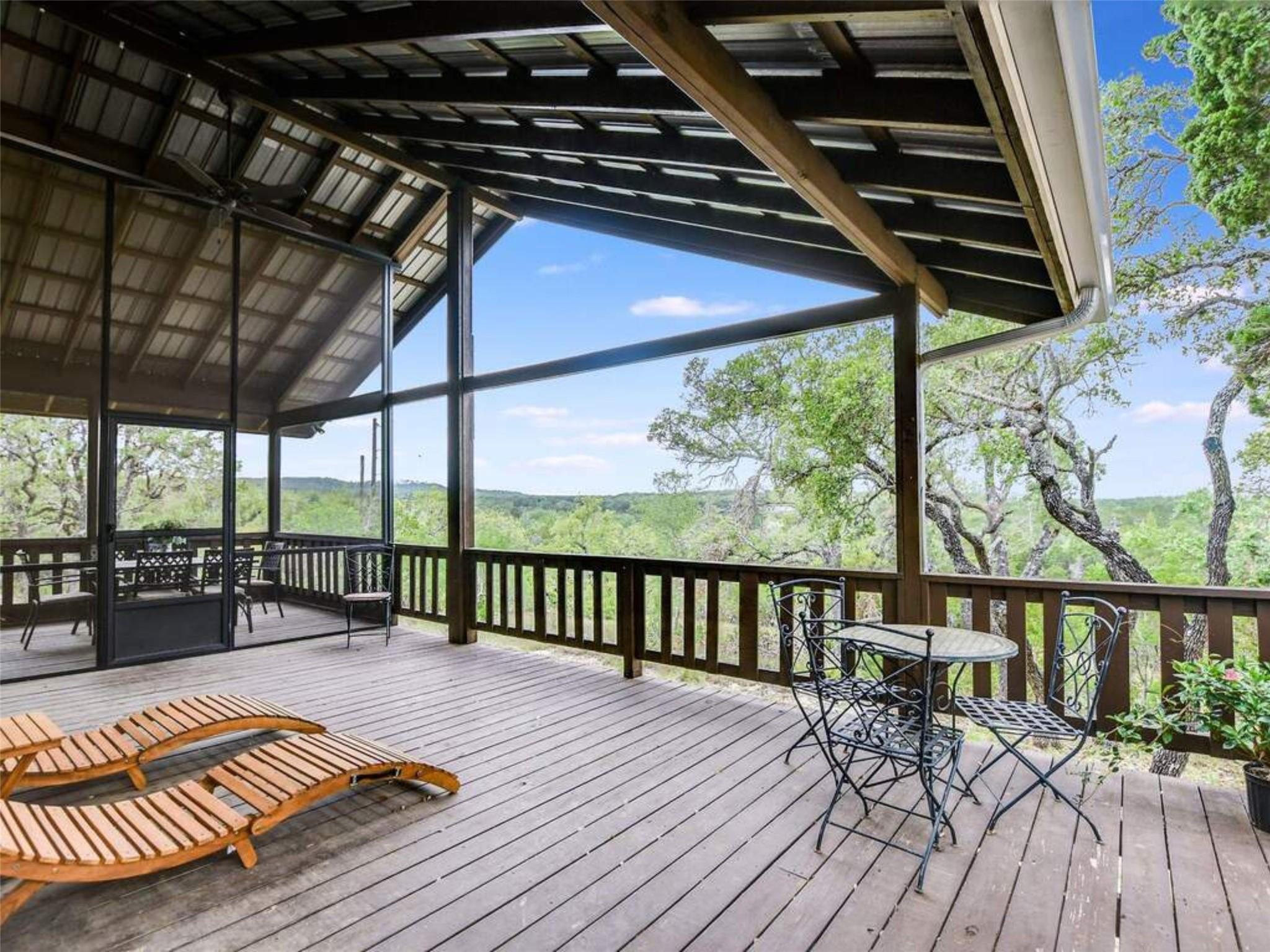 910 Plant Lady Ln, Dripping Springs, TX 78620