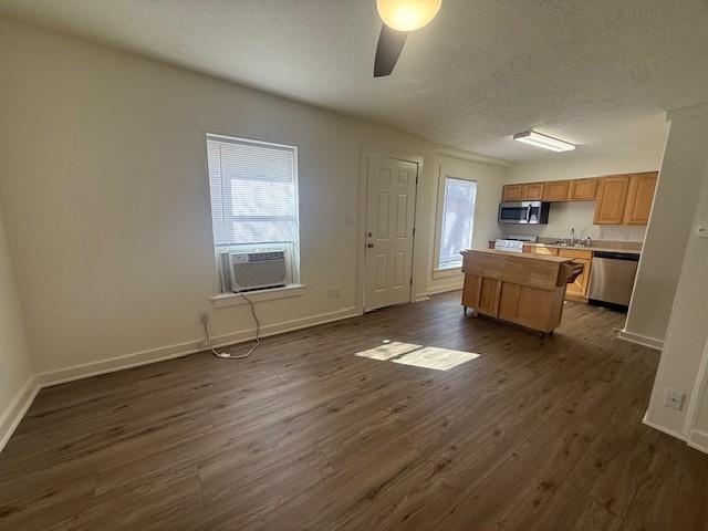 527 W San Antonio St # 2, San Marcos, TX 78666