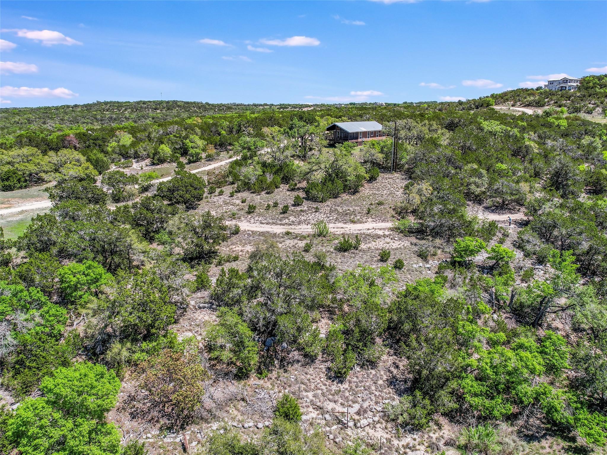 910 Plant Lady Ln, Dripping Springs, TX 78620