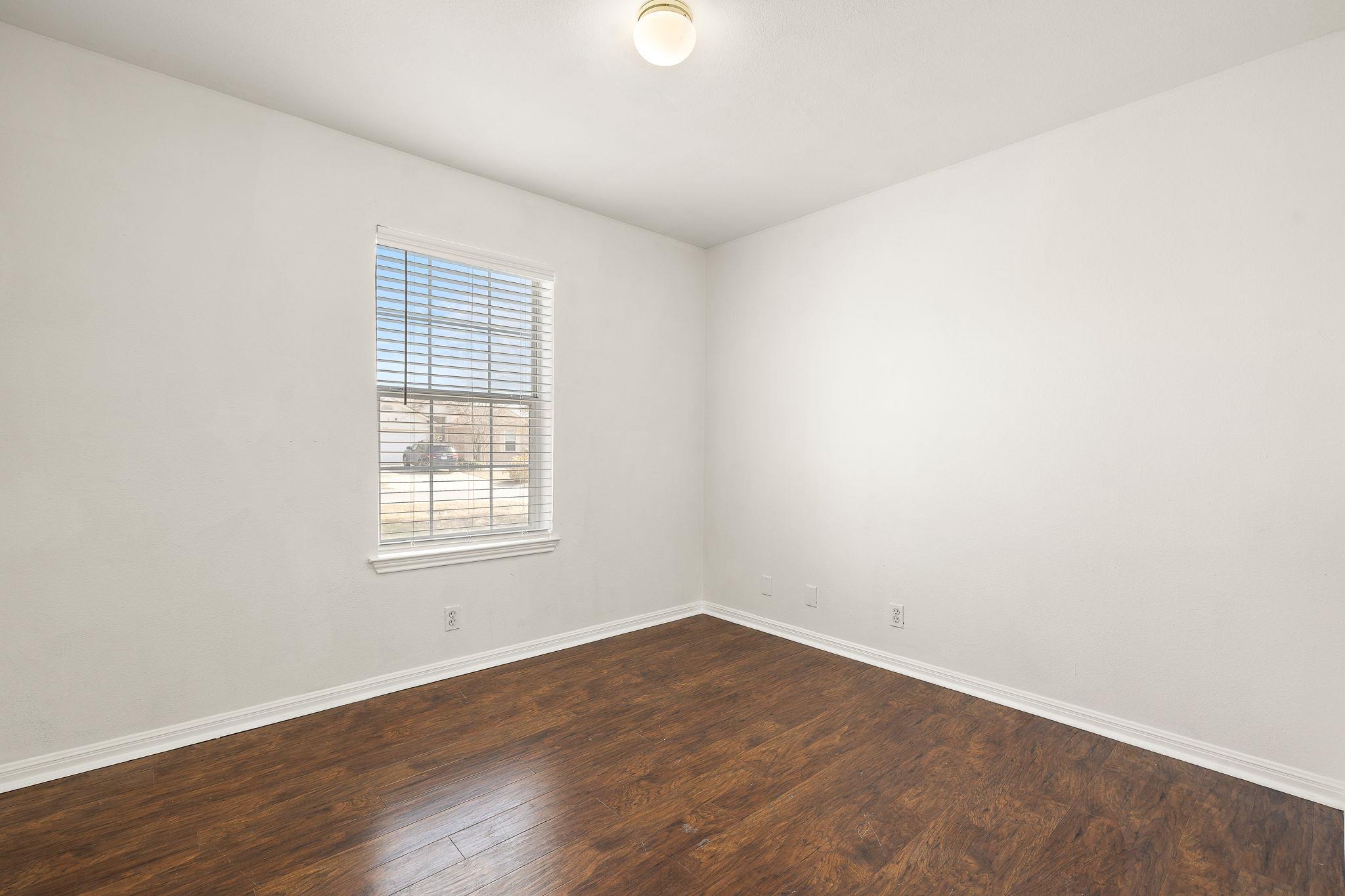 239 Dana Dr, Hutto, TX 78634