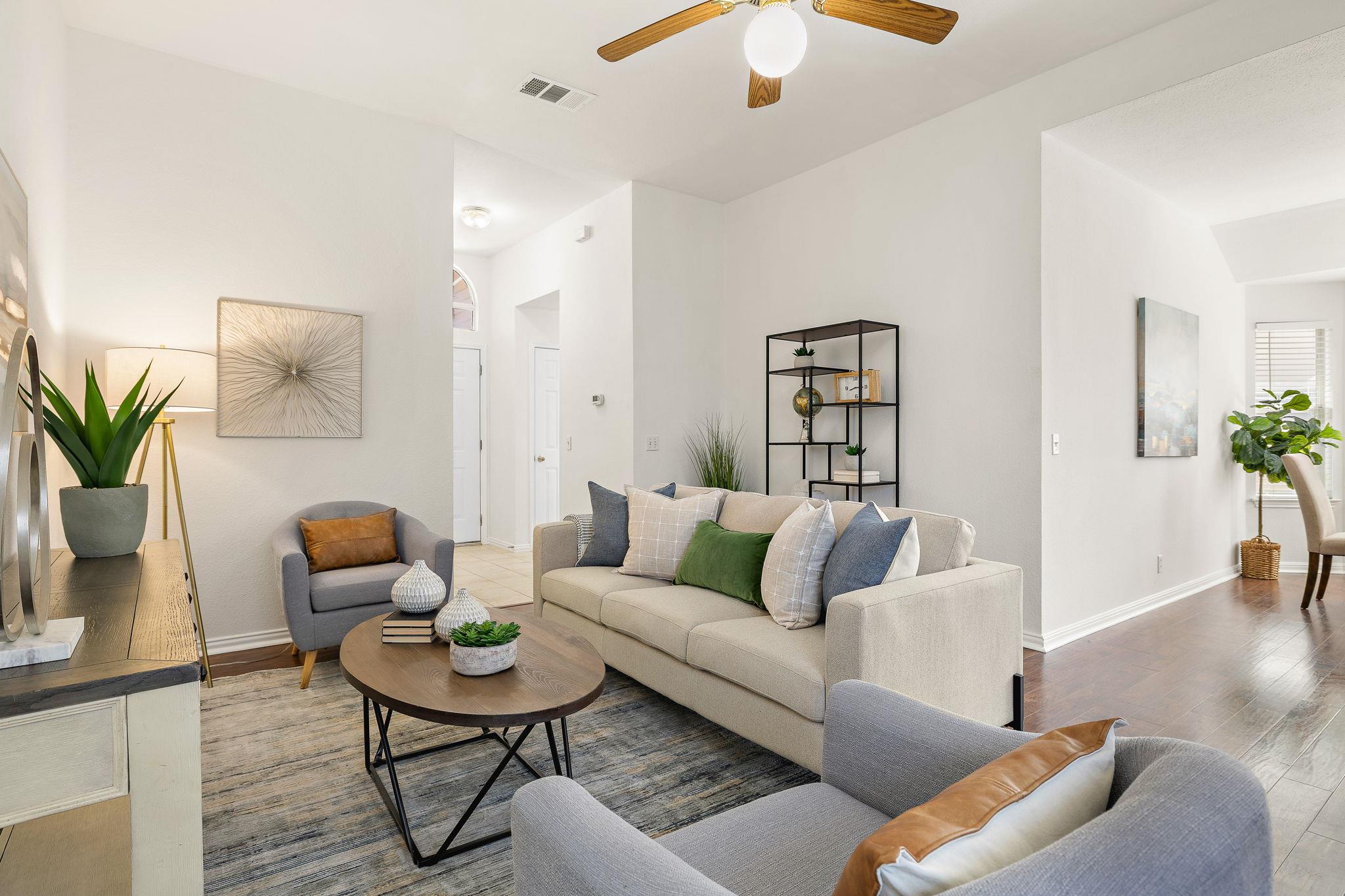 239 Dana Dr, Hutto, TX 78634