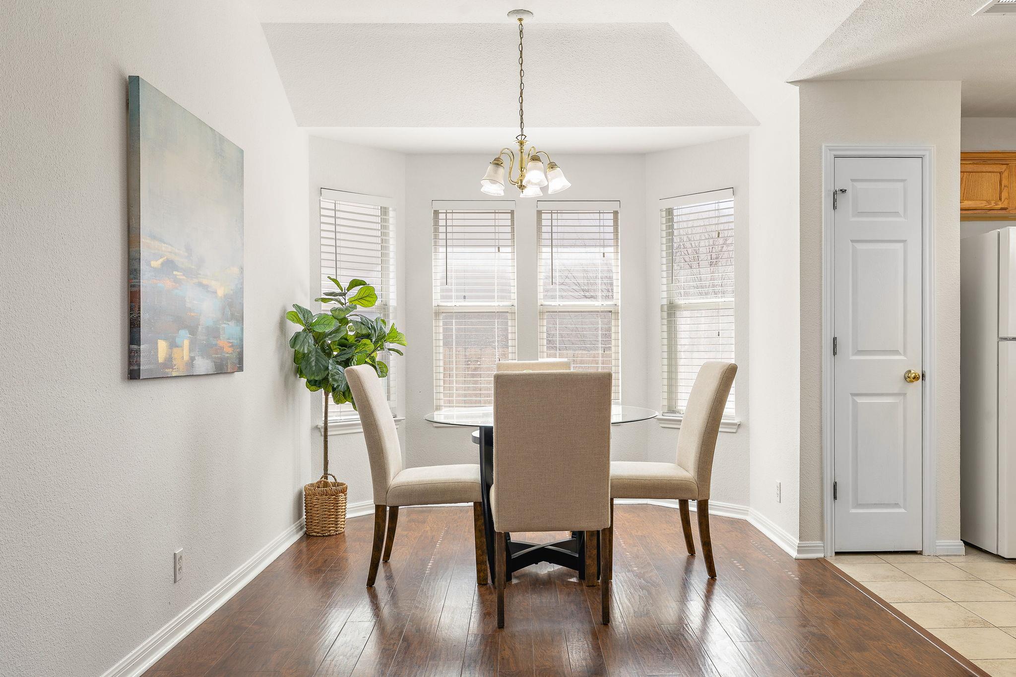 239 Dana Dr, Hutto, TX 78634