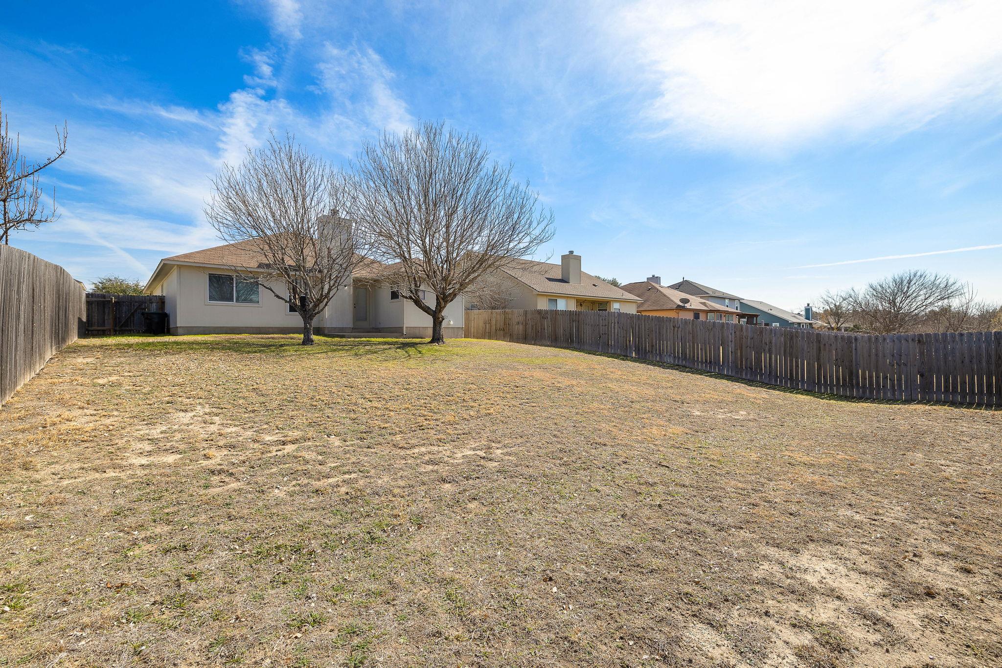 239 Dana Dr, Hutto, TX 78634
