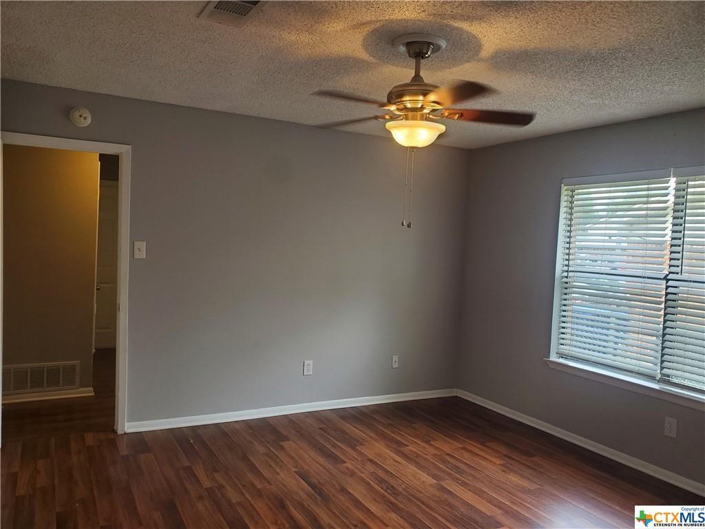 1217 Craig St, Copperas Cove, TX 76522