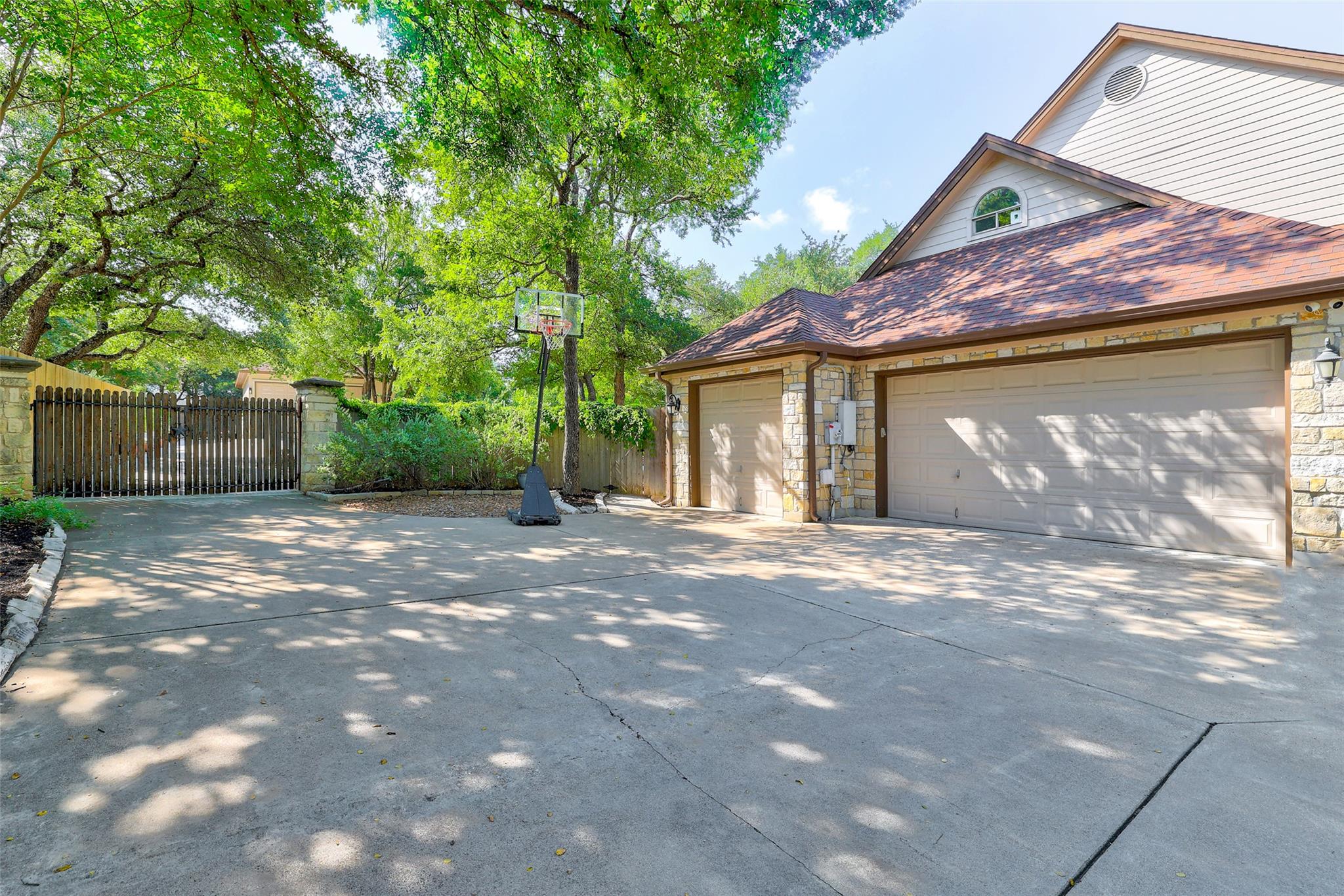 111 Roberts Cir, Georgetown, TX 78633