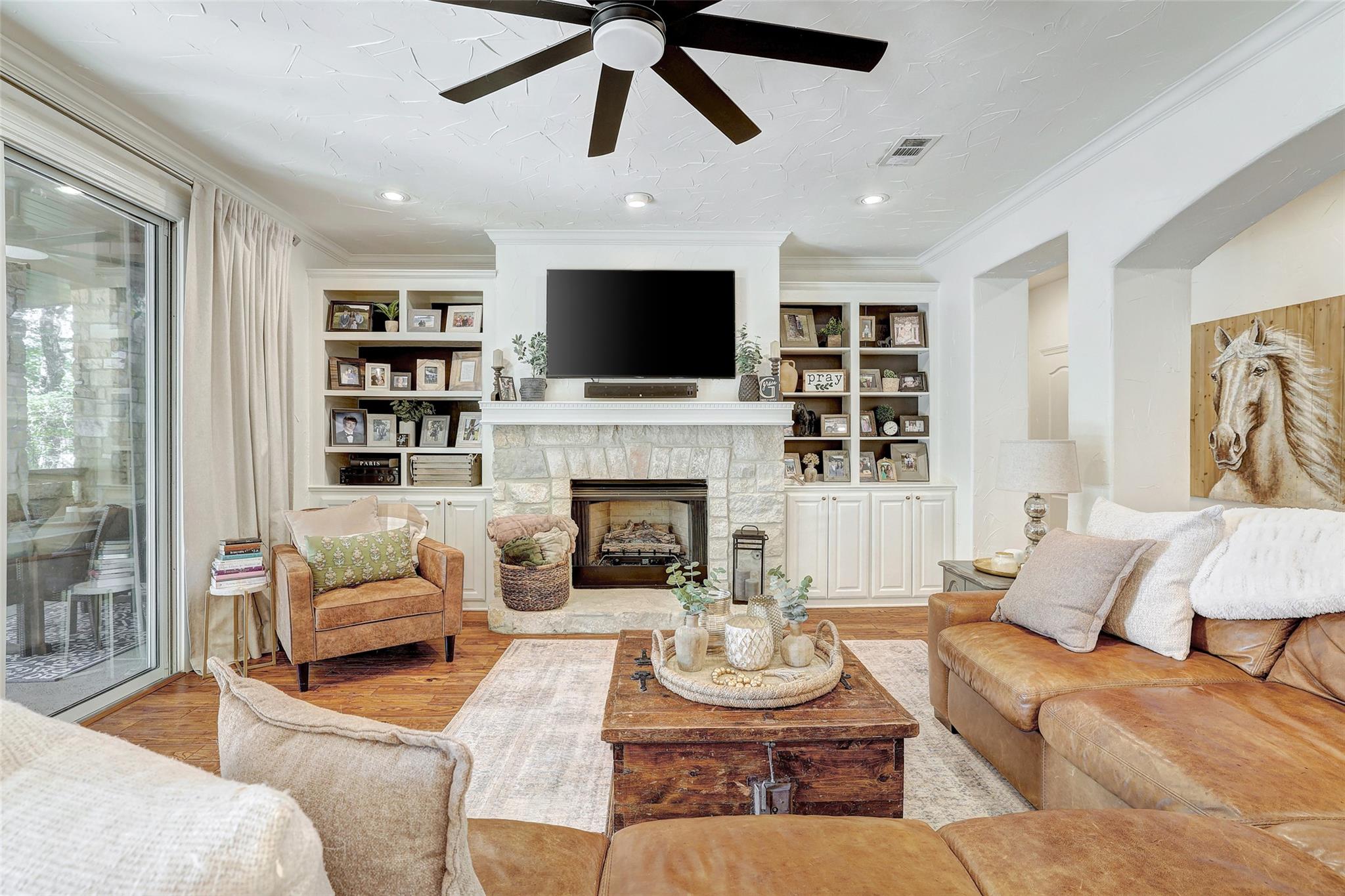 111 Roberts Cir, Georgetown, TX 78633