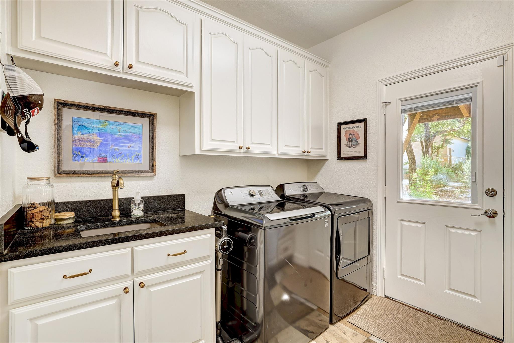 111 Roberts Cir, Georgetown, TX 78633