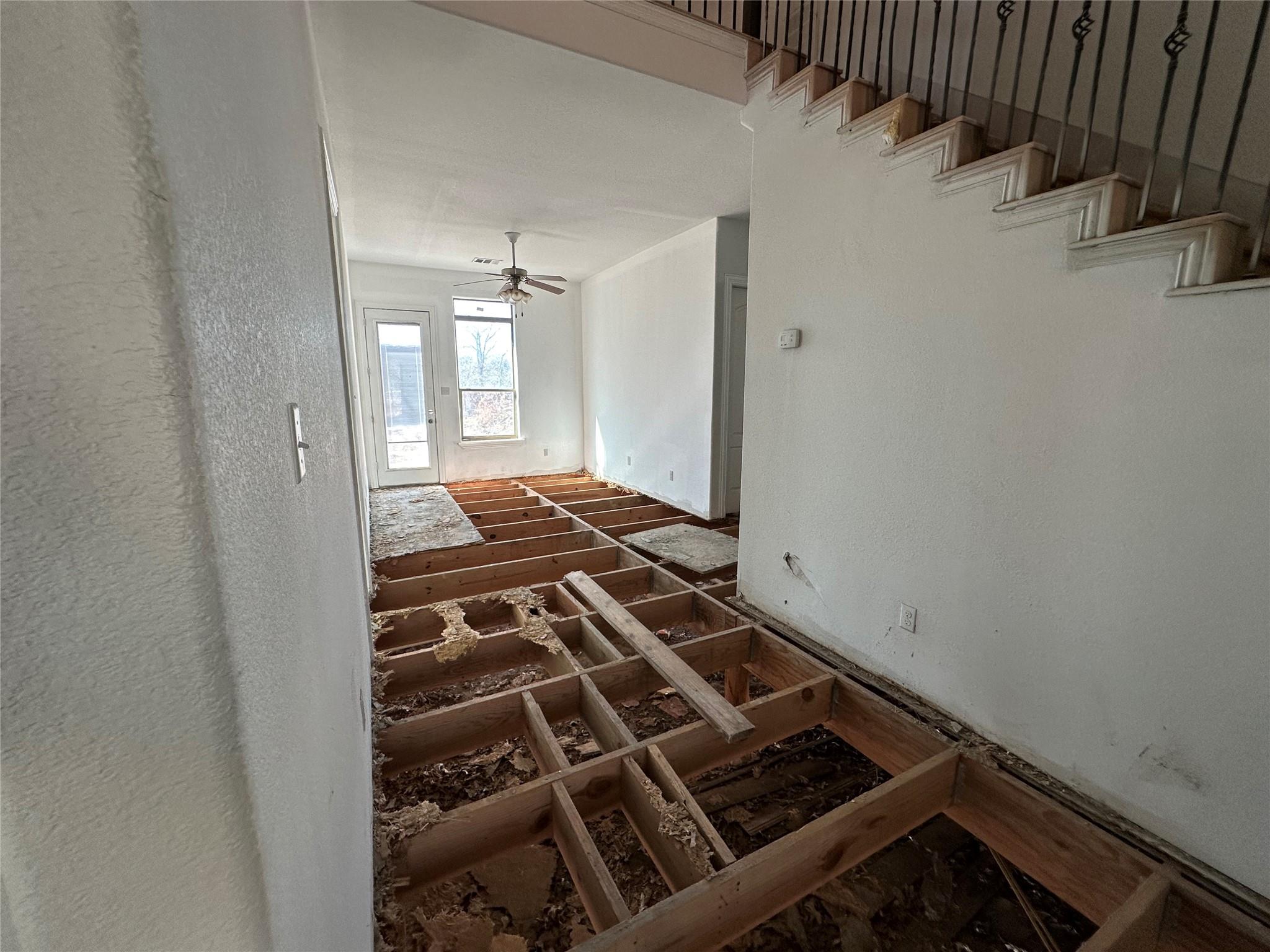 170 Scarlet Harts Ln, Dale, TX 78616