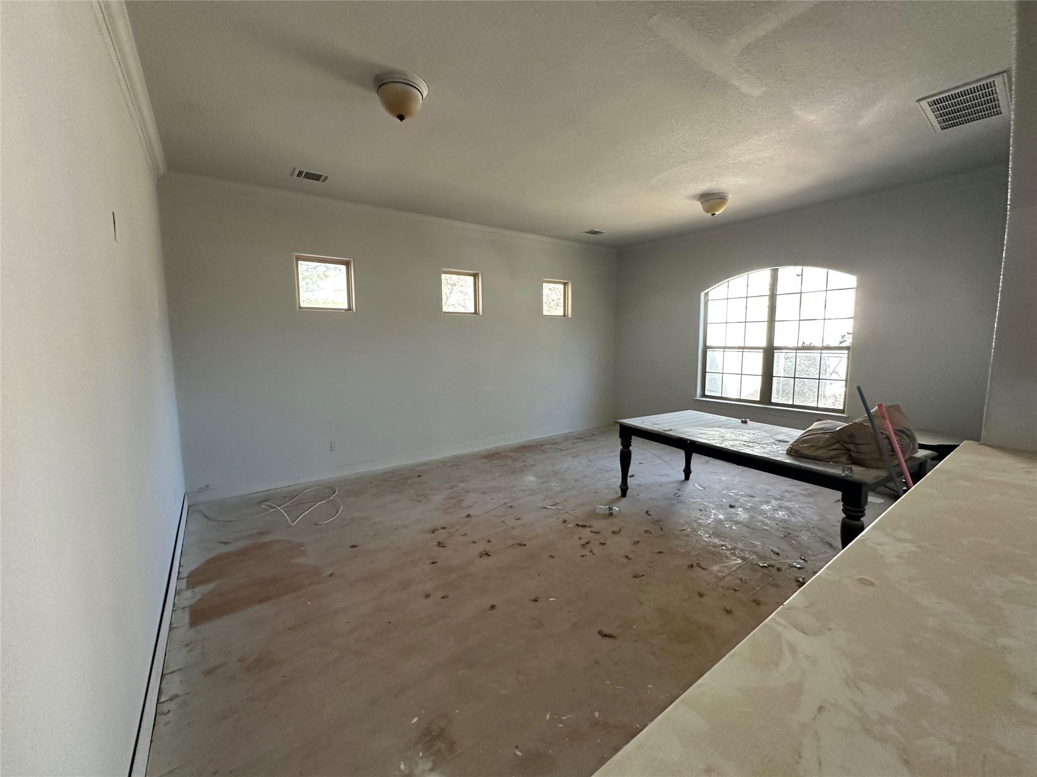 170 Scarlet Harts Ln, Dale, TX 78616