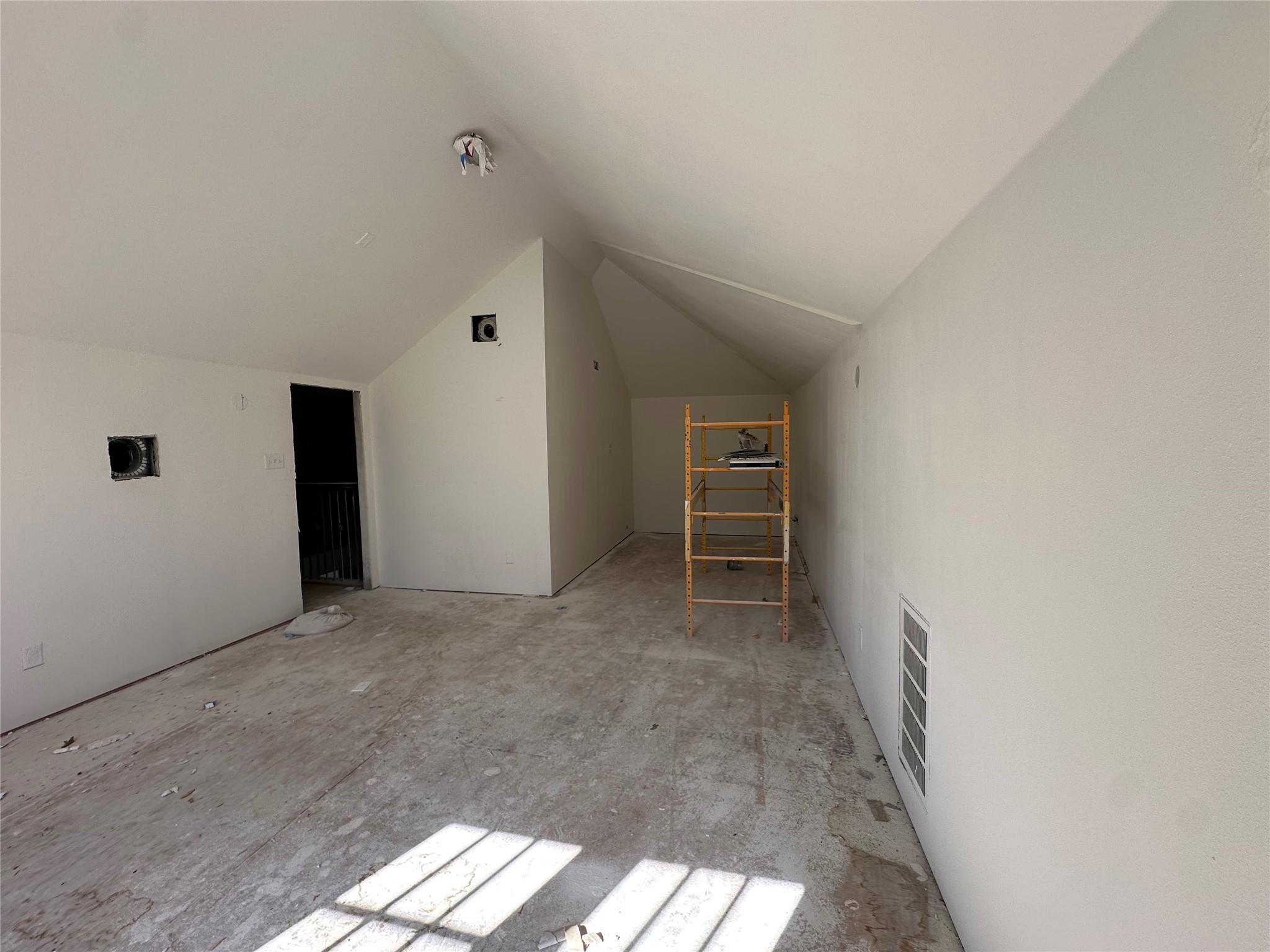 170 Scarlet Harts Ln, Dale, TX 78616