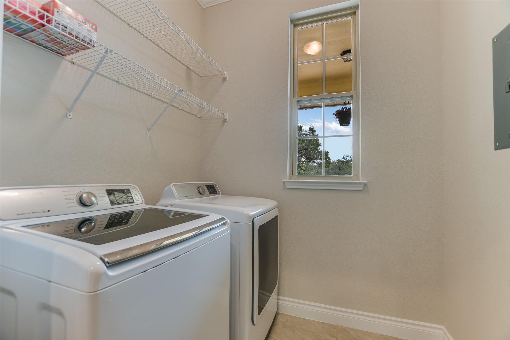 300 Round Rock Rd, Wimberley, TX 78676