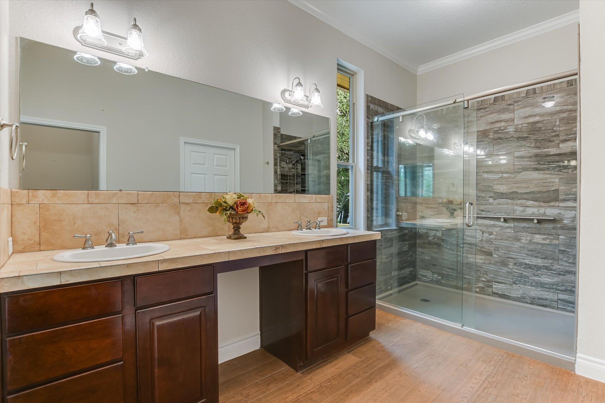 300 Round Rock Rd, Wimberley, TX 78676