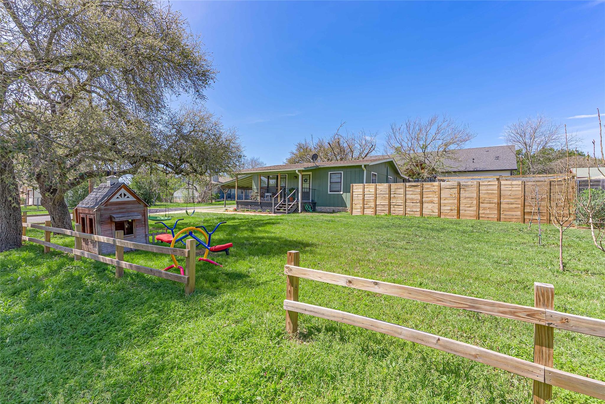 11010 3rd St, Jonestown, TX 78645