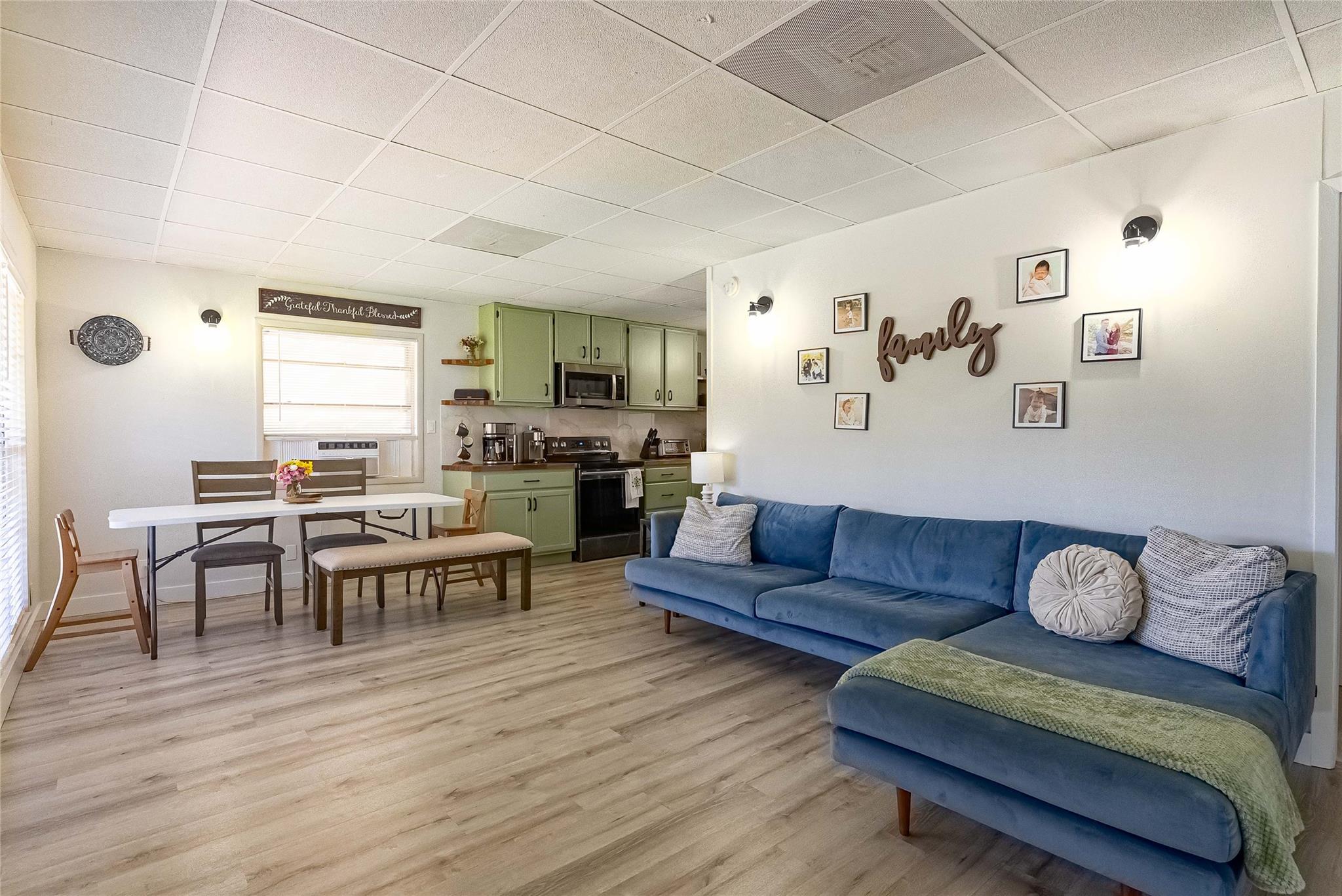 11010 3rd St, Jonestown, TX 78645