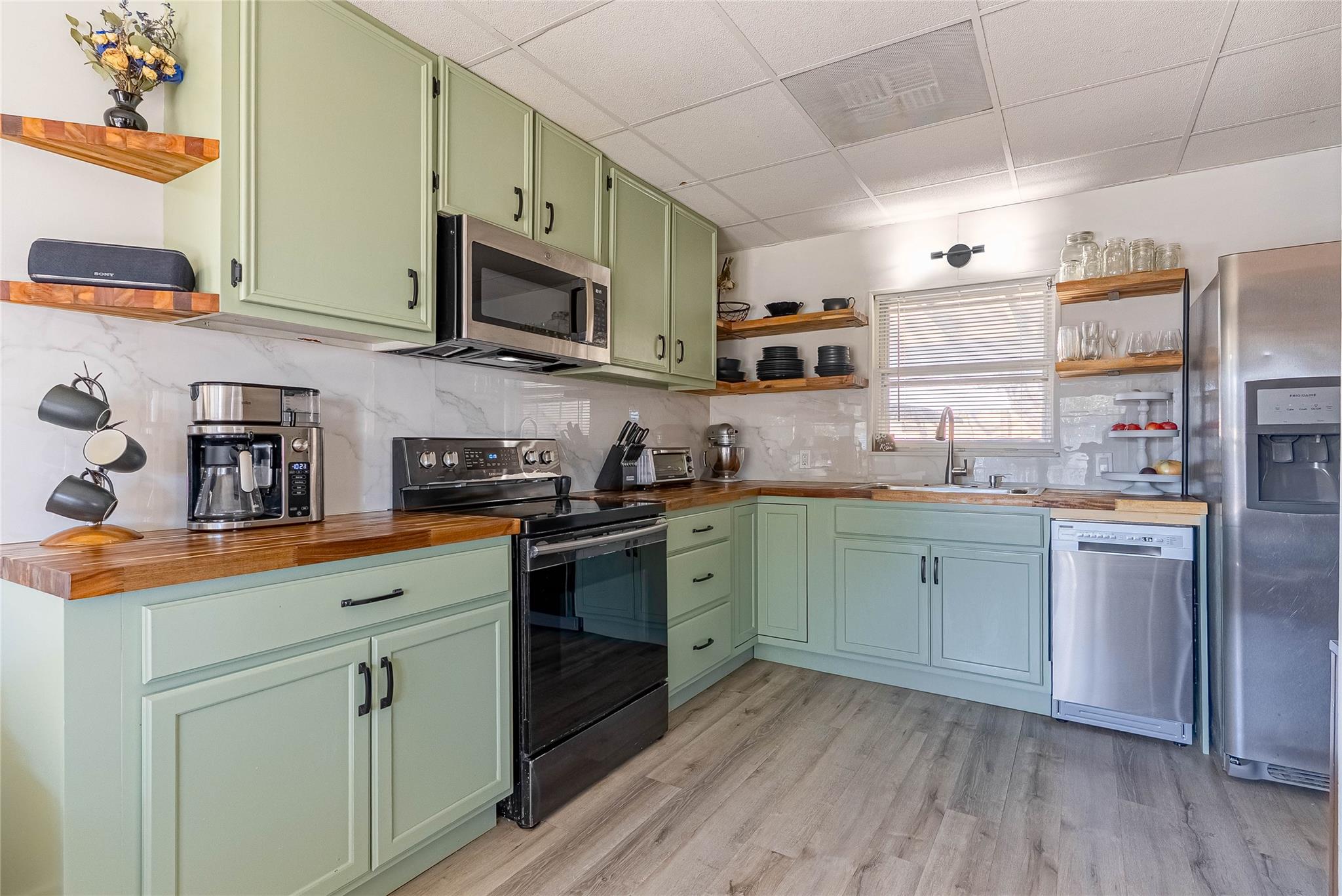 11010 3rd St, Jonestown, TX 78645