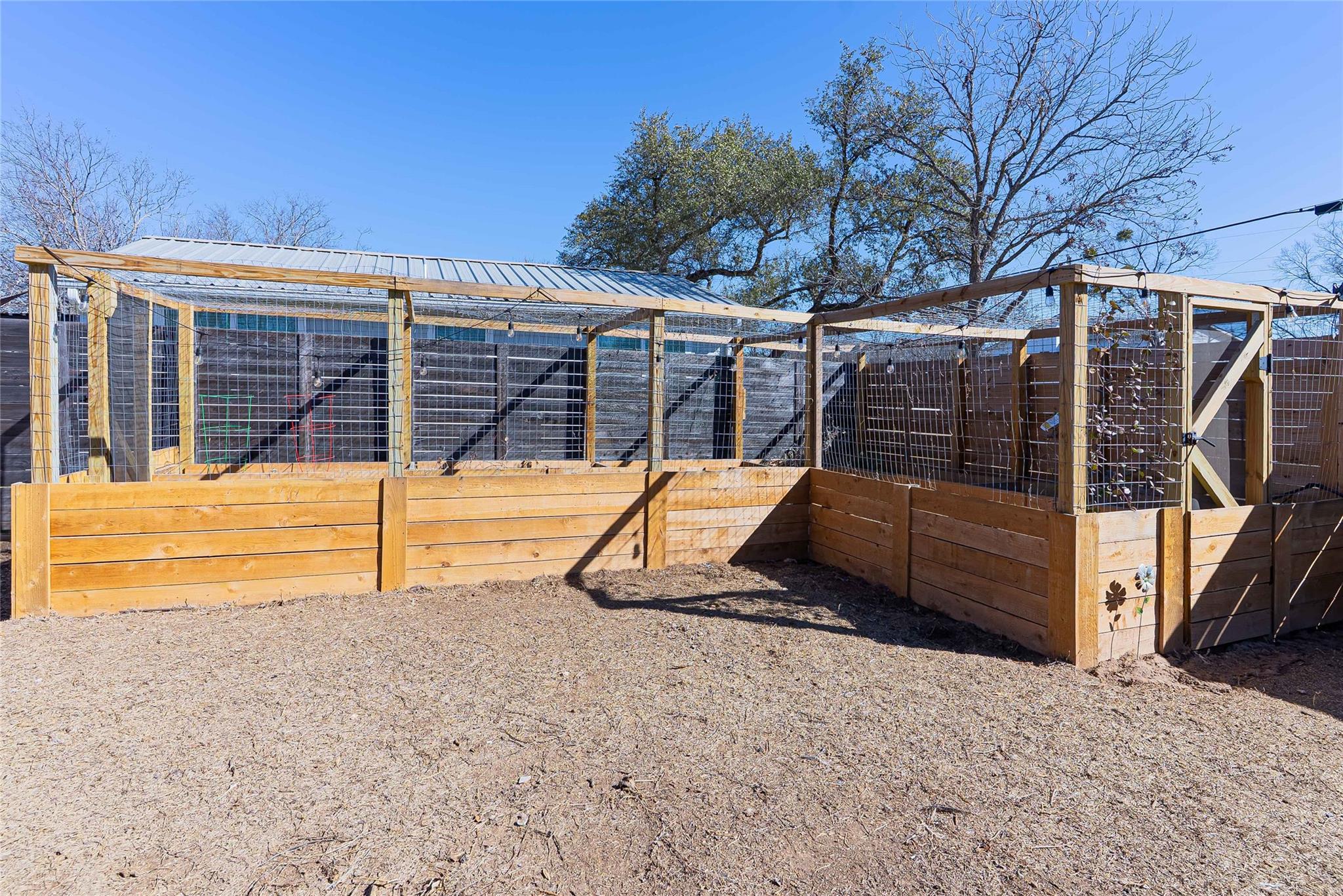 11010 3rd St, Jonestown, TX 78645