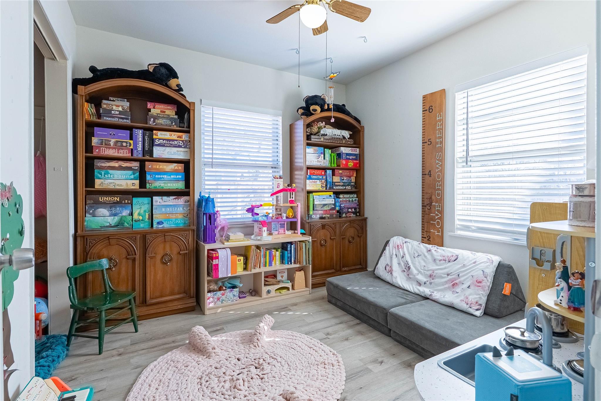 11010 3rd St, Jonestown, TX 78645