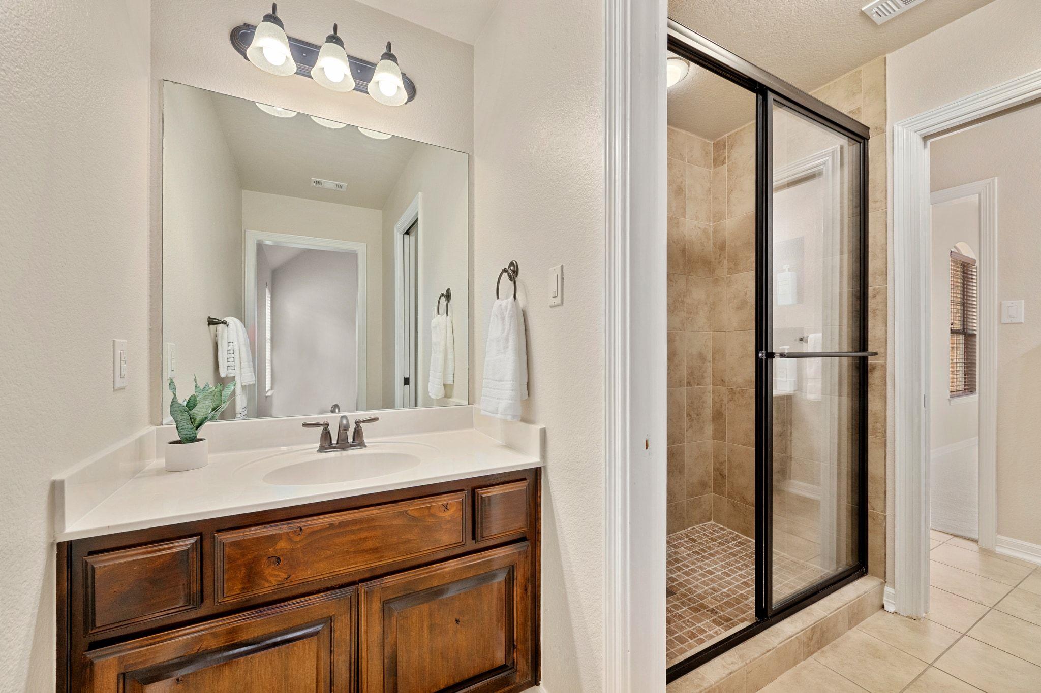 1829 Buffalo Speedway, Leander, TX 78641