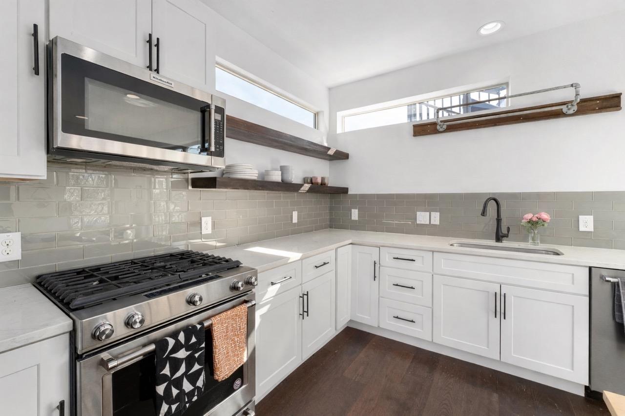 2014 E 9th St # 2, Austin, TX 78702