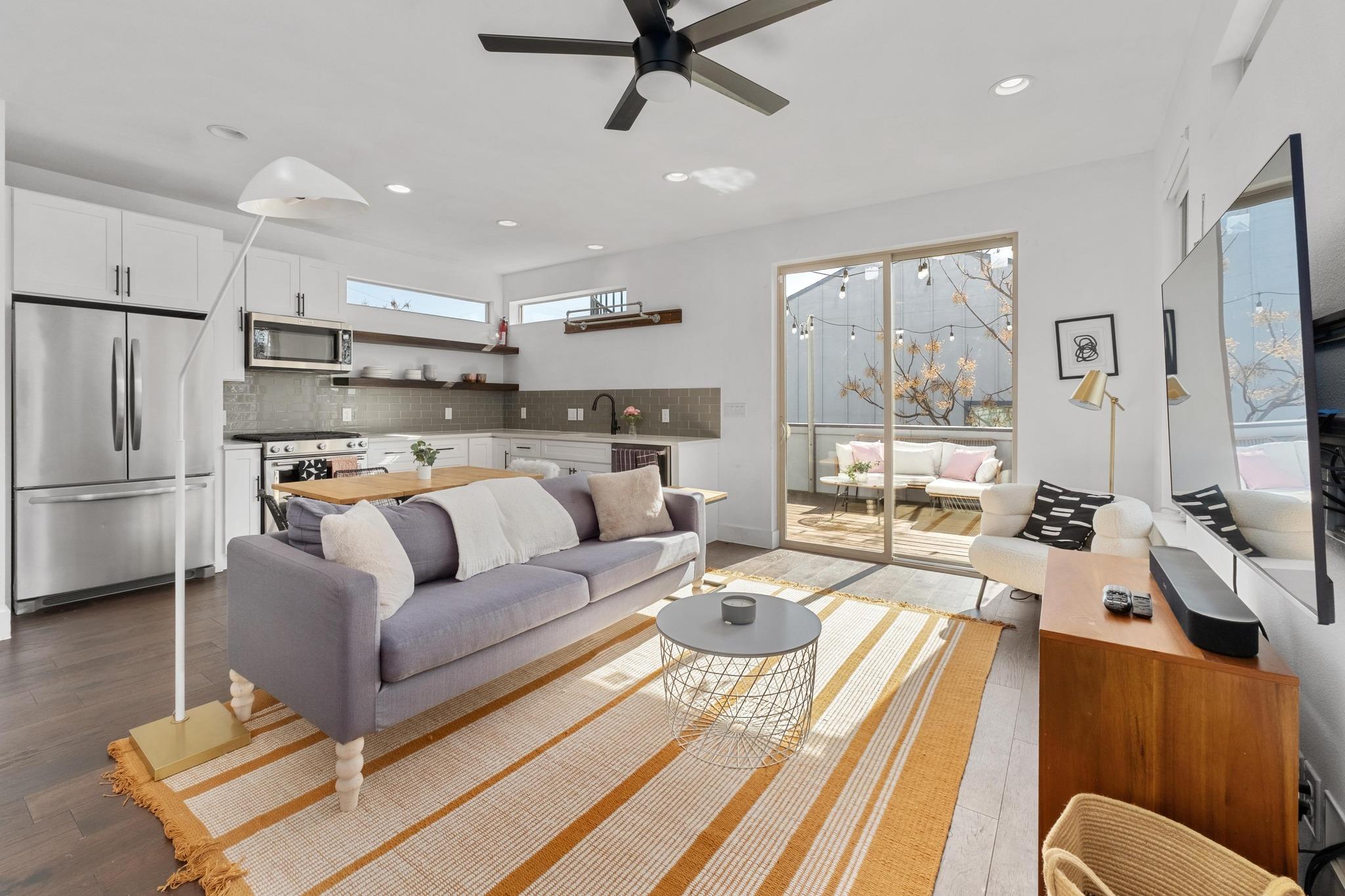 2014 E 9th St # 2, Austin, TX 78702