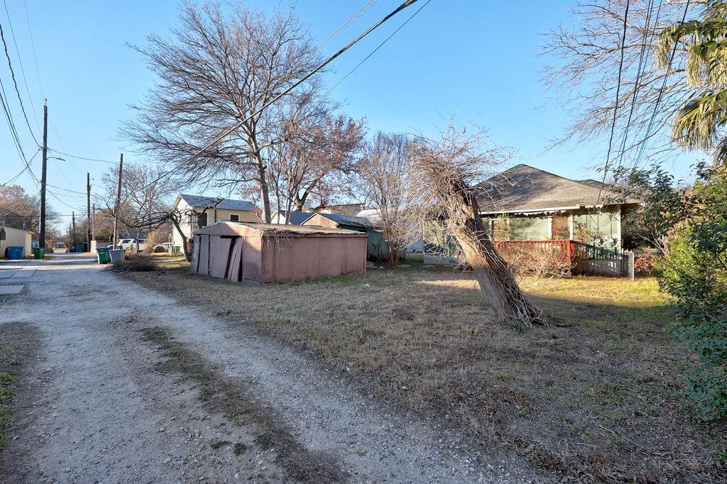 809 E 45th 1/2 St, Austin, TX 78751