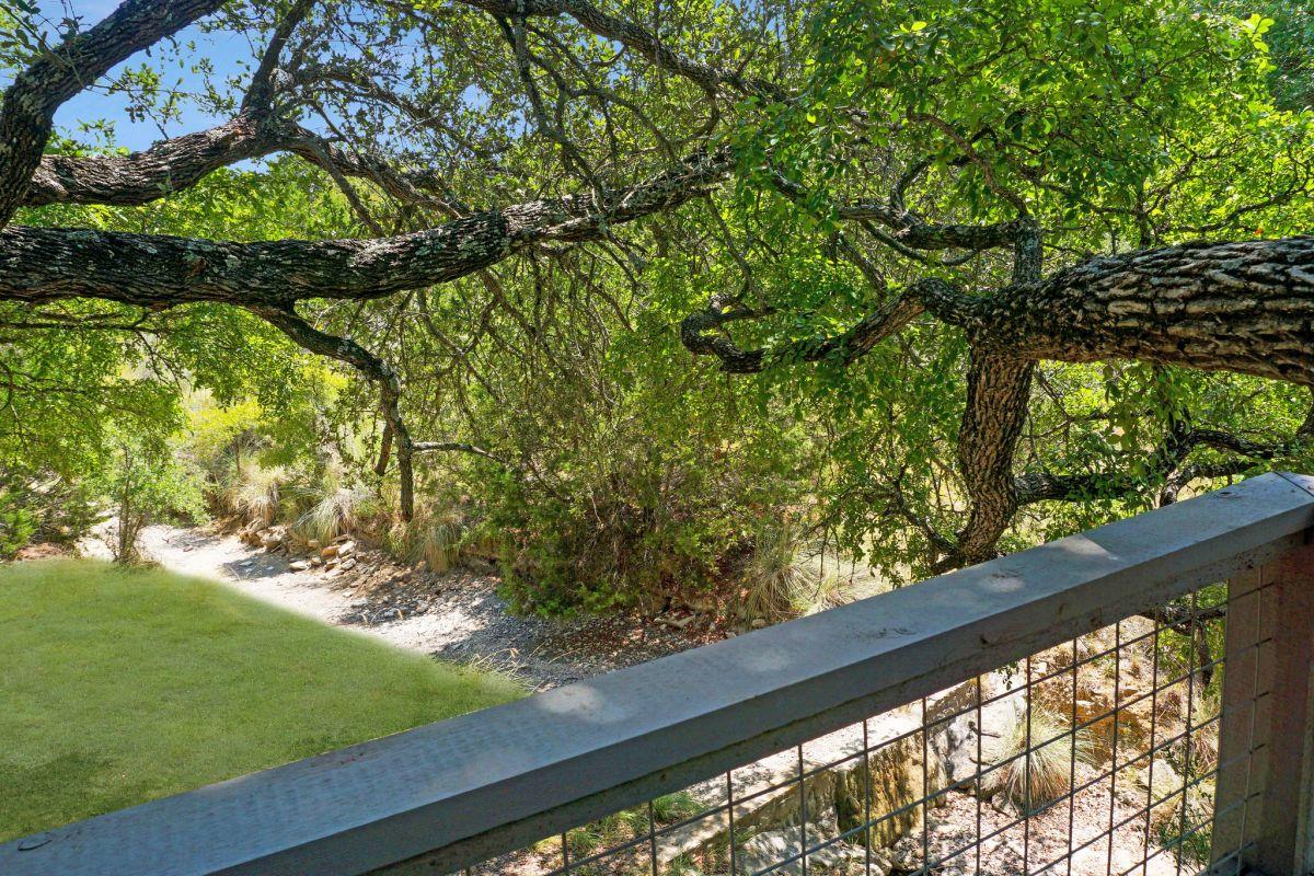 931 Sycamore Creek Drive Dr, Dripping Springs, TX 78620