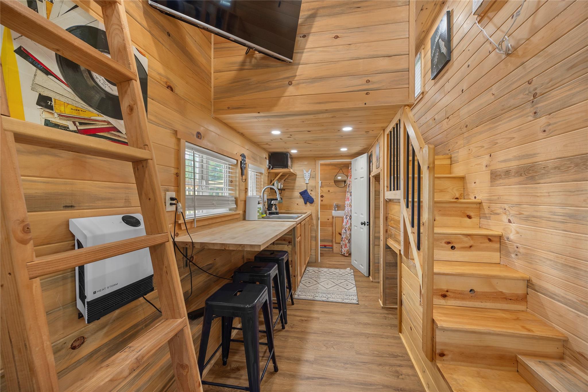 931 Sycamore Creek Drive Dr, Dripping Springs, TX 78620