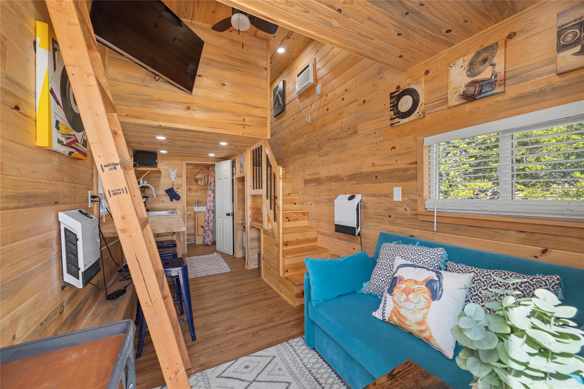 931 Sycamore Creek Drive Dr, Dripping Springs, TX 78620