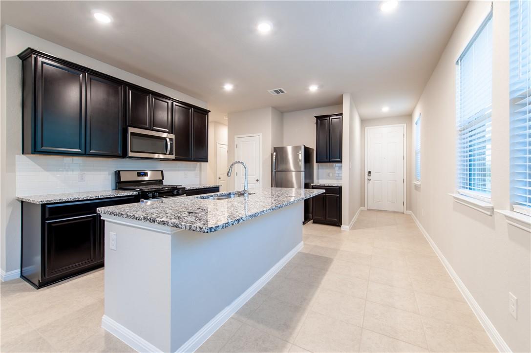 6400 Wolf Pack Dr, Pflugerville, TX 78660