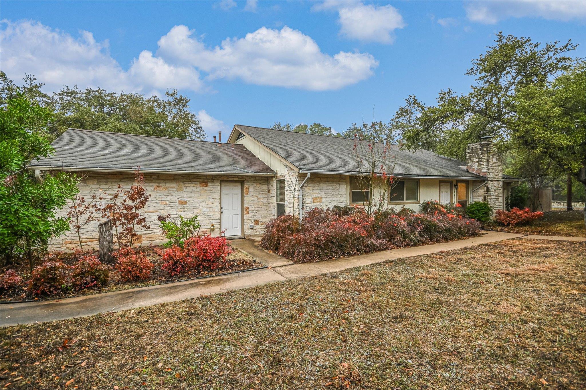 3207 Eanes Cir # A, Austin, TX 78746