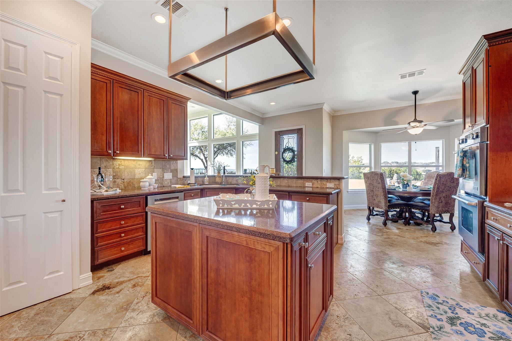 3211 Constitution Dr, Lago Vista, TX 78645