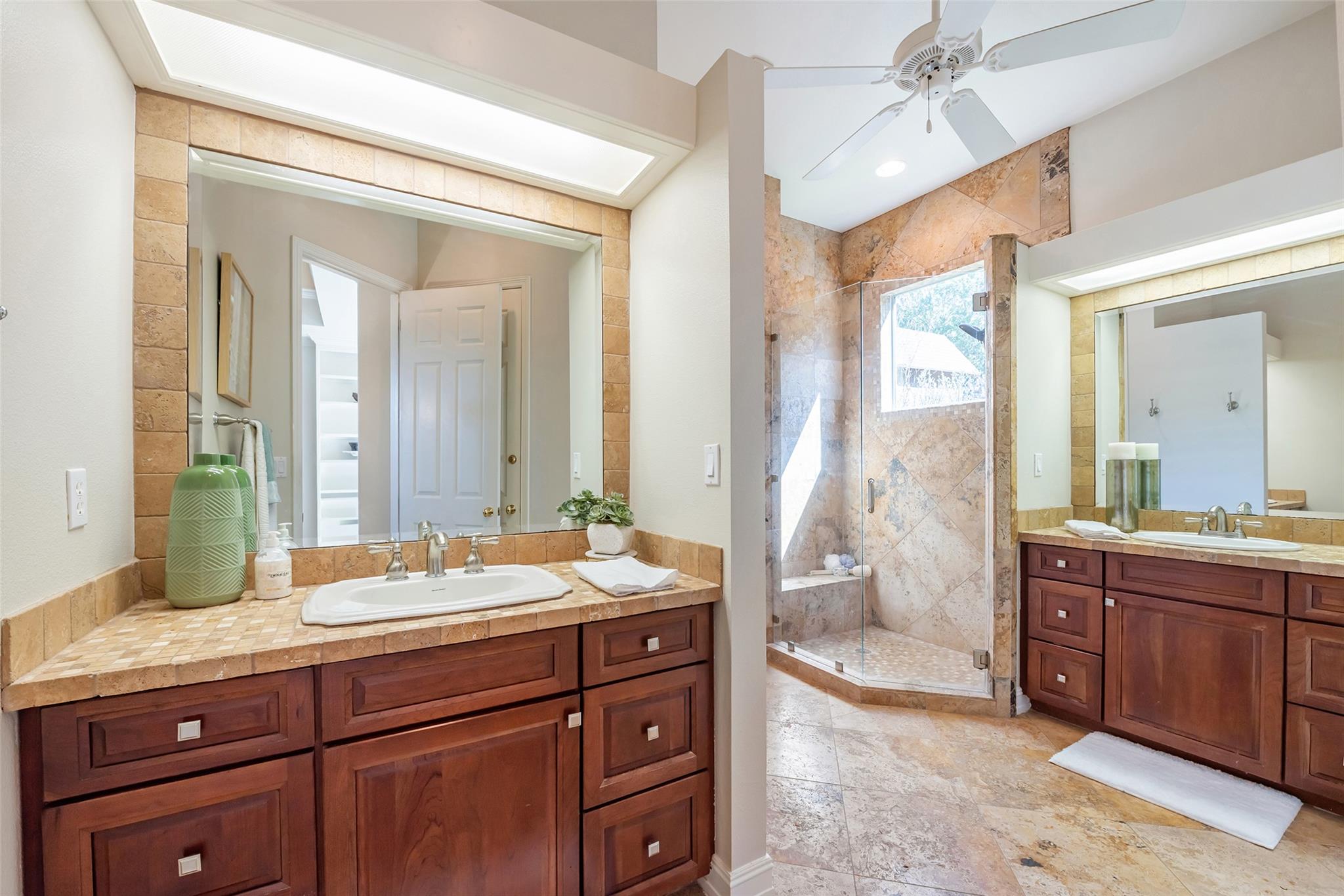 3211 Constitution Dr, Lago Vista, TX 78645