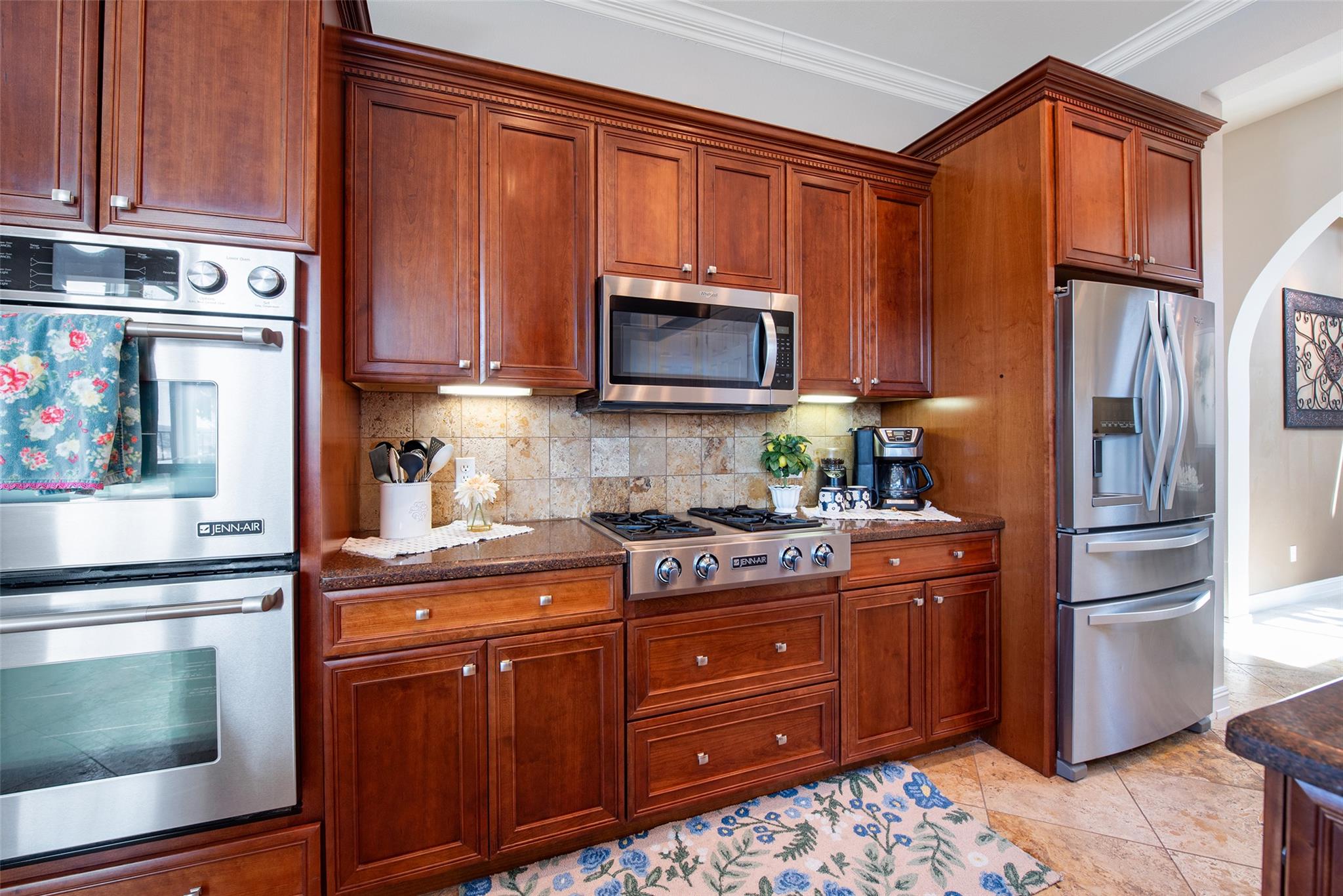 3211 Constitution Dr, Lago Vista, TX 78645