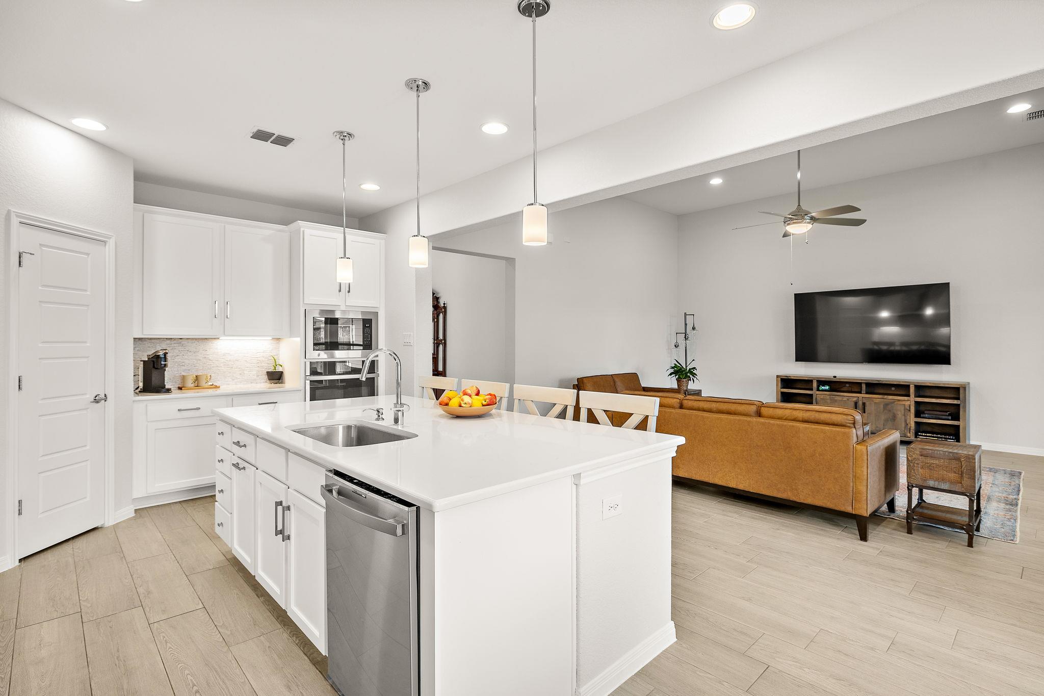 16713 Elsinore Ln, Pflugerville, TX 78660