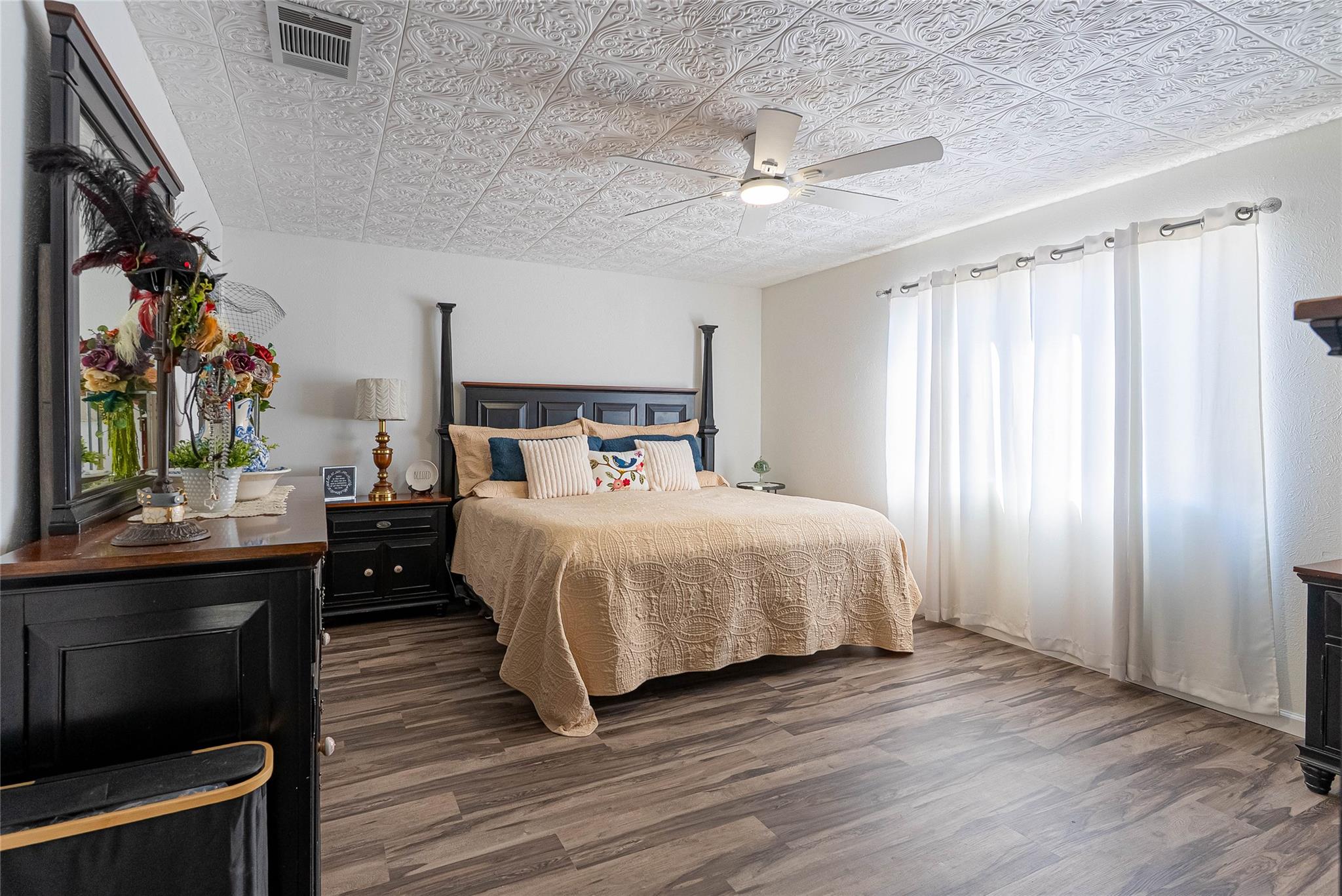 1904 Cameo Dr, Round Rock, TX 78664