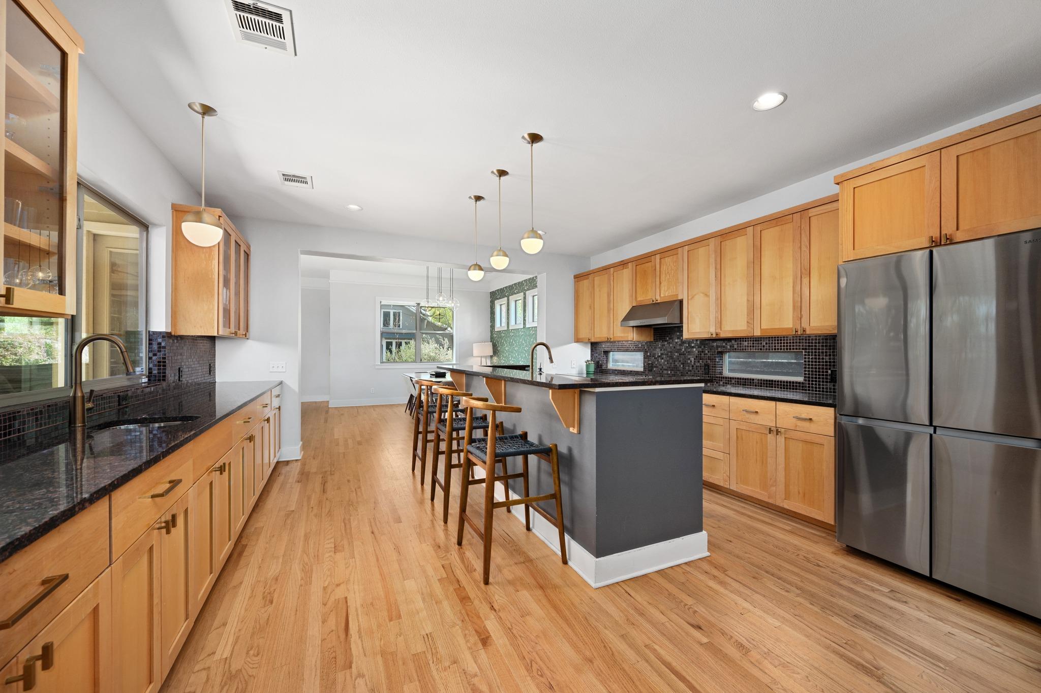 814 E 46th St, Austin, TX 78751