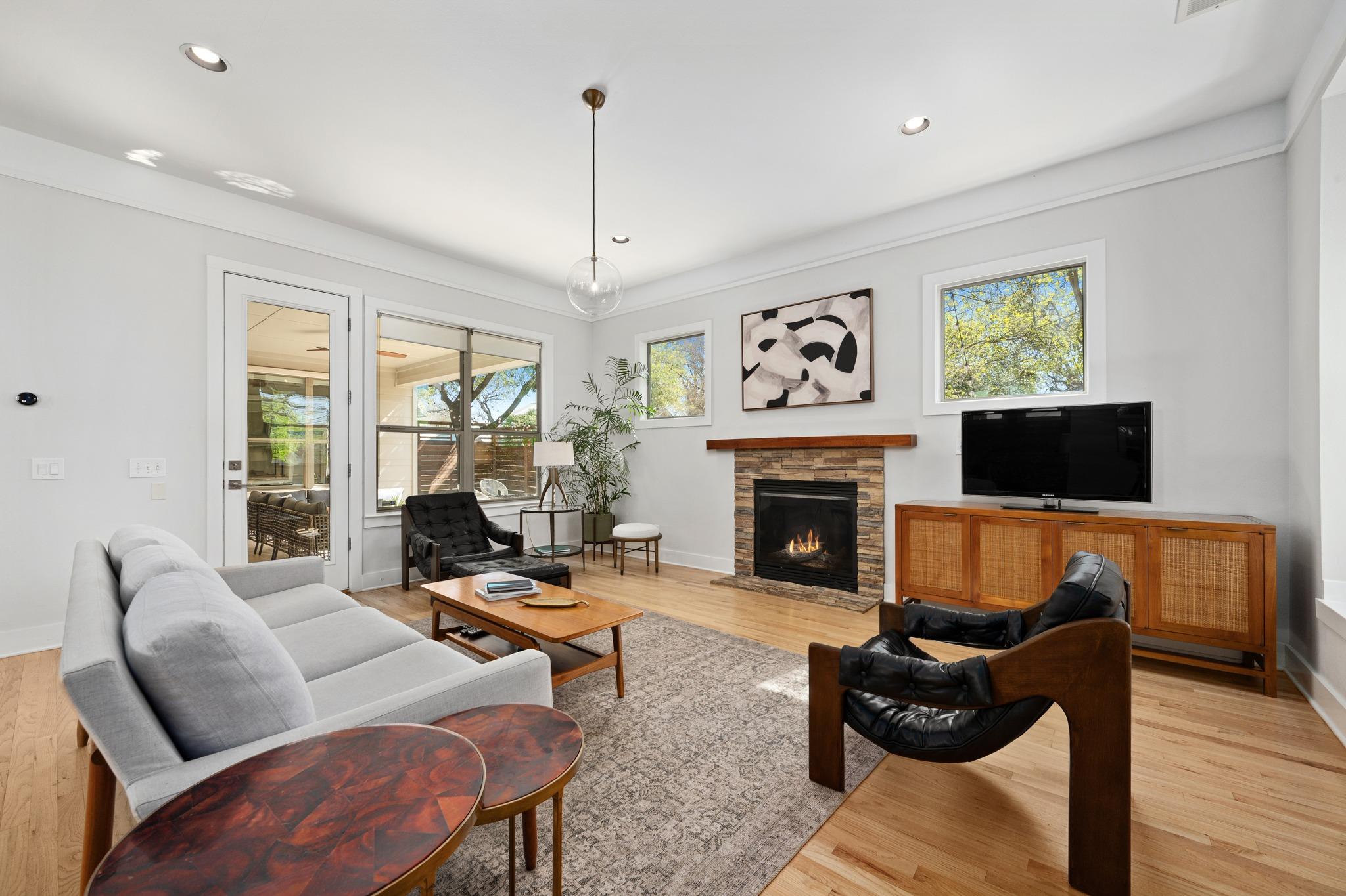 814 E 46th St, Austin, TX 78751