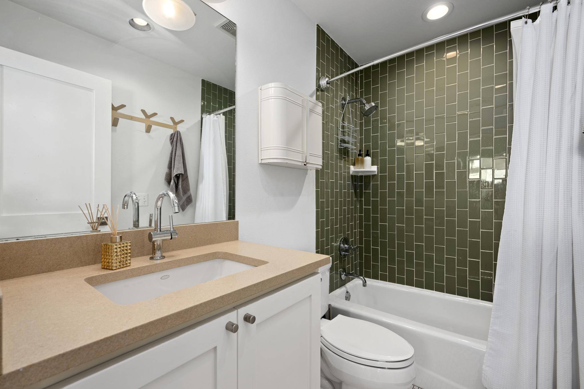 814 E 46th St, Austin, TX 78751