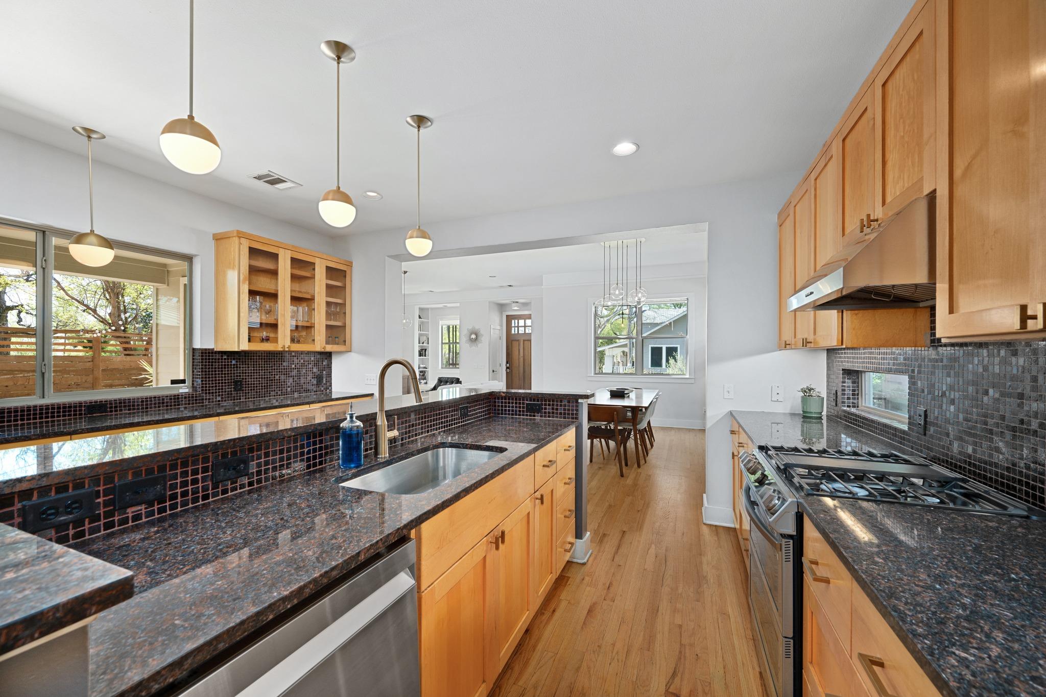 814 E 46th St, Austin, TX 78751