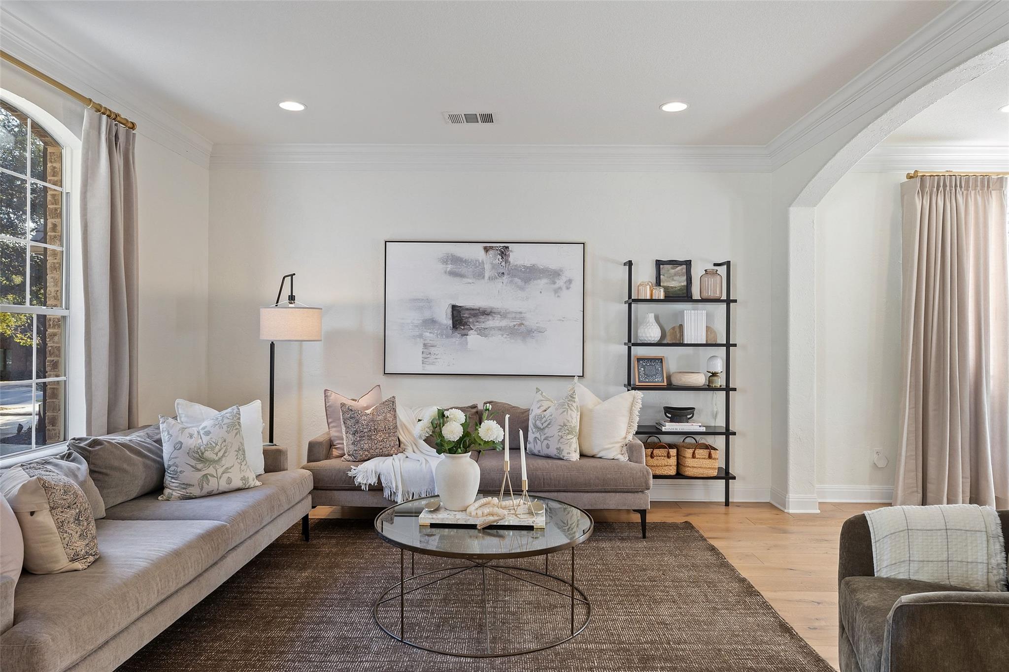 11700 EAGLES GLEN Dr, Austin, TX 78732