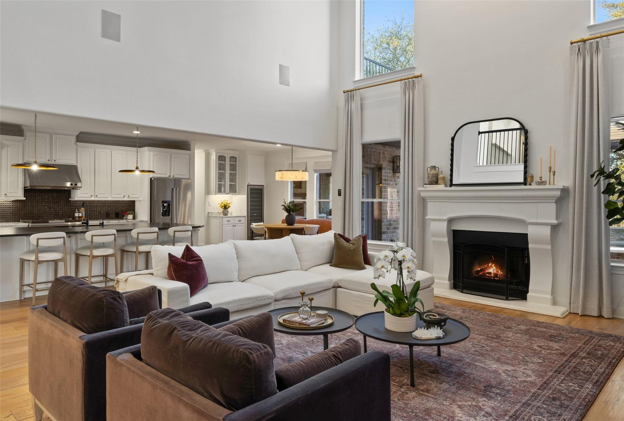 11700 EAGLES GLEN Dr, Austin, TX 78732